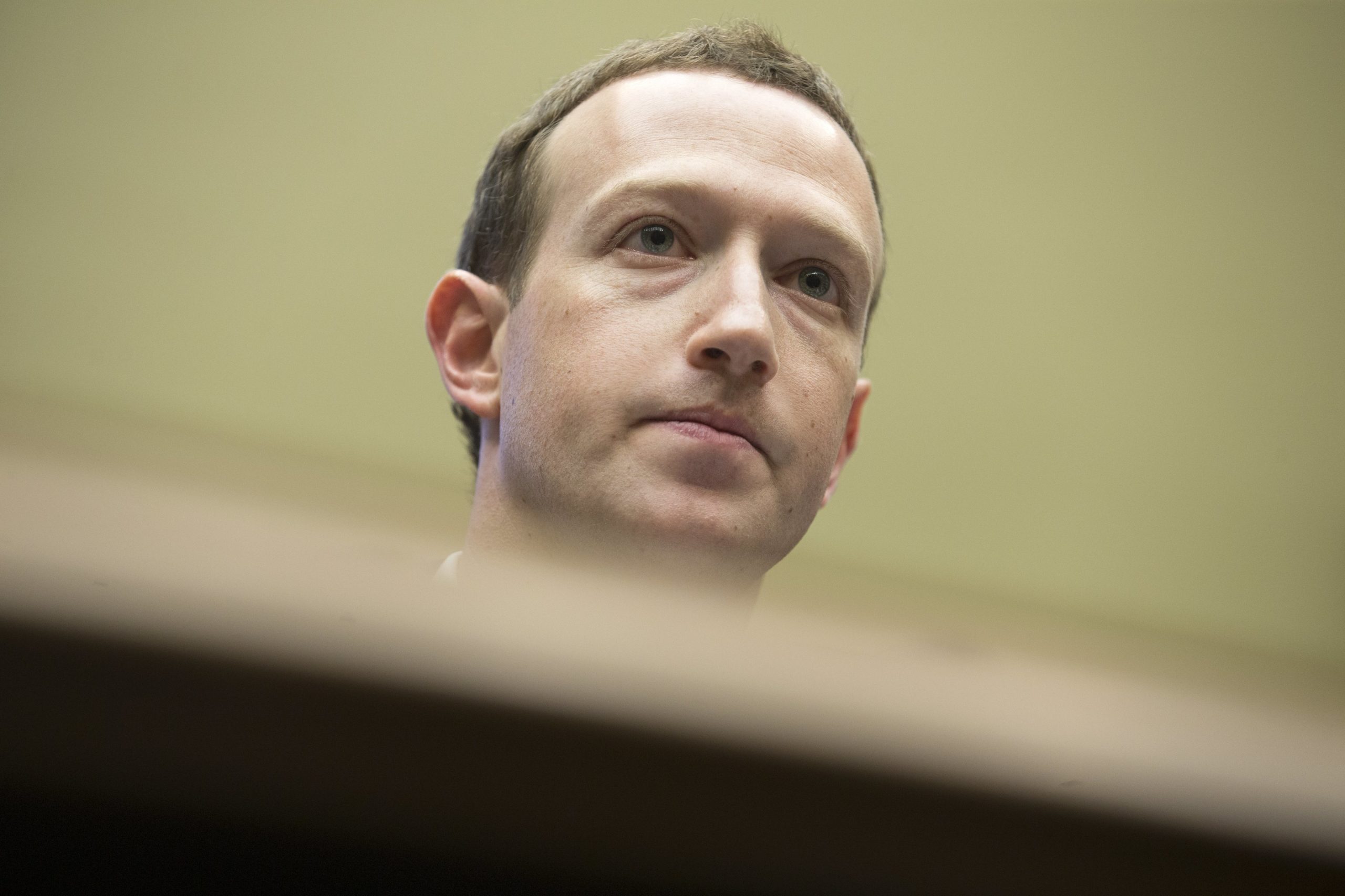 Zuckerberg hoje no Parlamento Europeu para explicar uso de dados pessoais