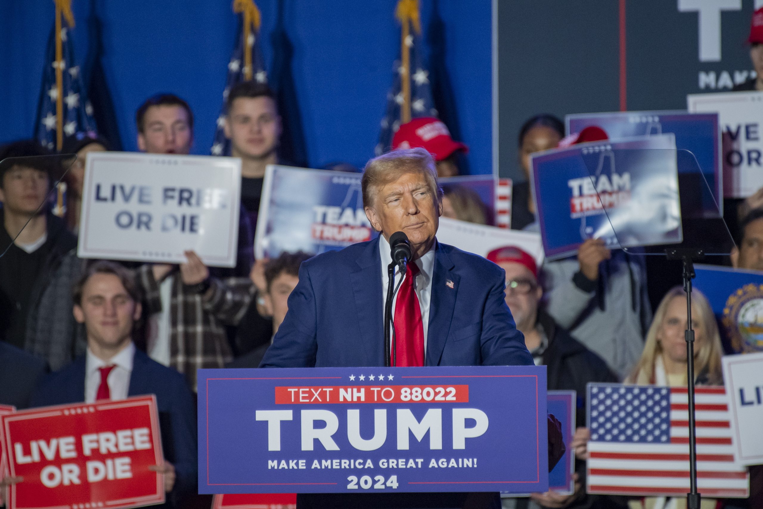 Campanha de Biden alerta para planos de Trump em proibir o aborto em todo os EUA