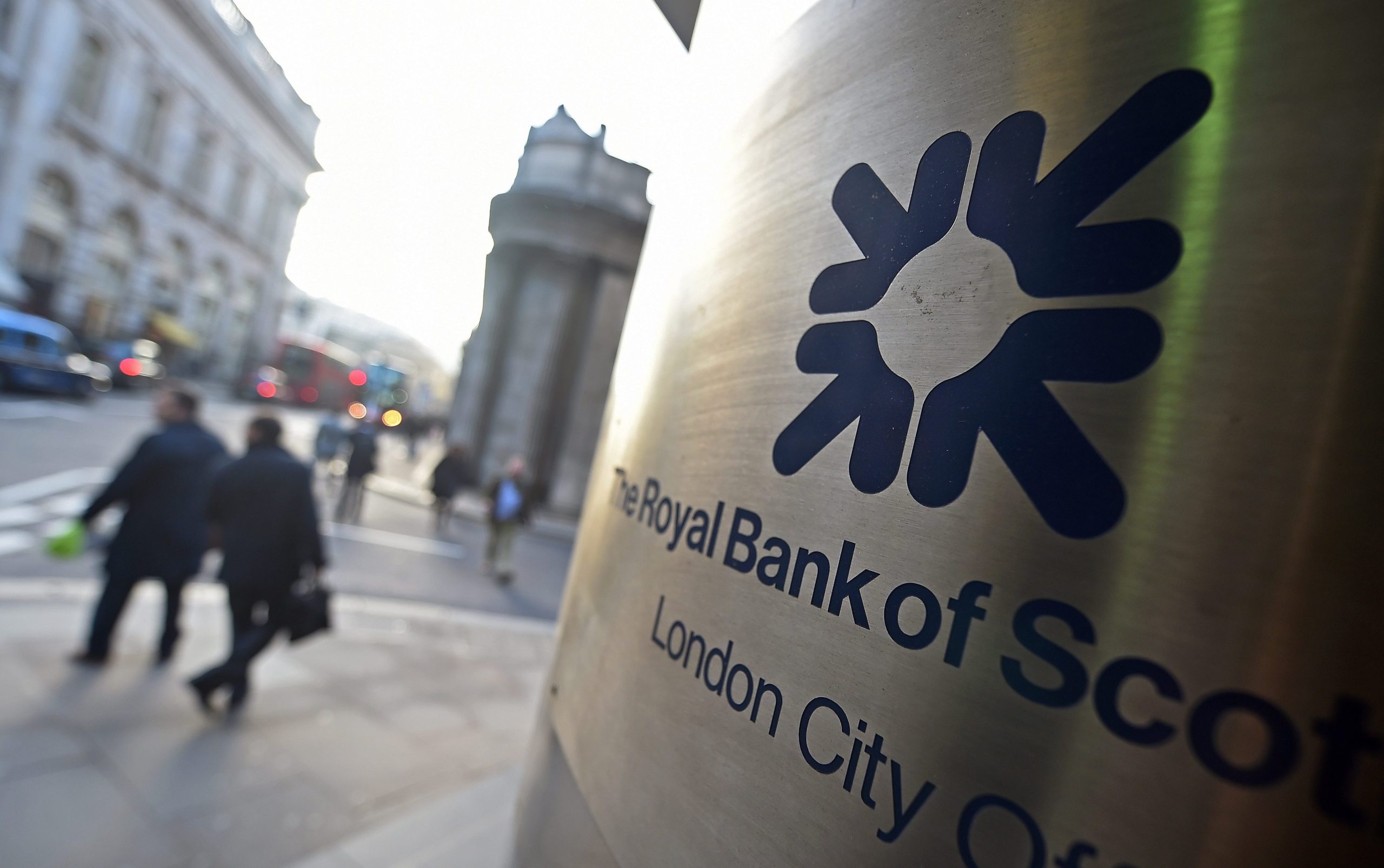 RBS paga 1,1 mil milhões de dólares de multa no âmbito da crise financeira de 2008