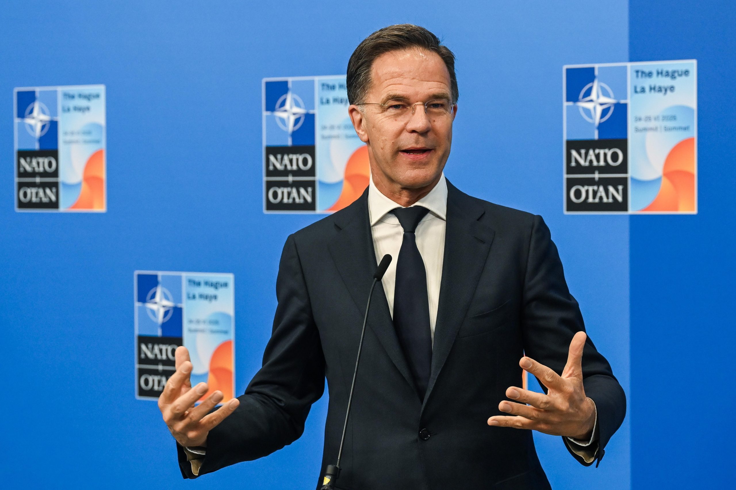 Acordado investimento de 5% do PIB em defesa até 2035. “Ninguém deve cometer o erro de atacar a NATO”, diz Rutte