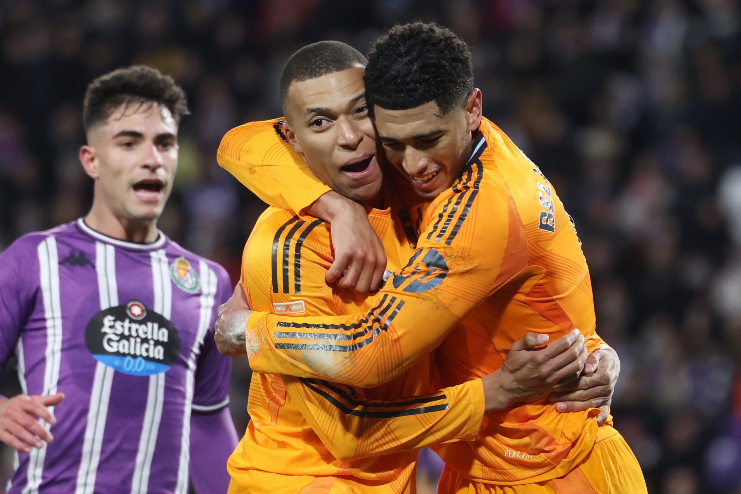 ‘Hat-trick’ de Mbappé deixa Real Madrid com quatro pontos de vantagem na liderança