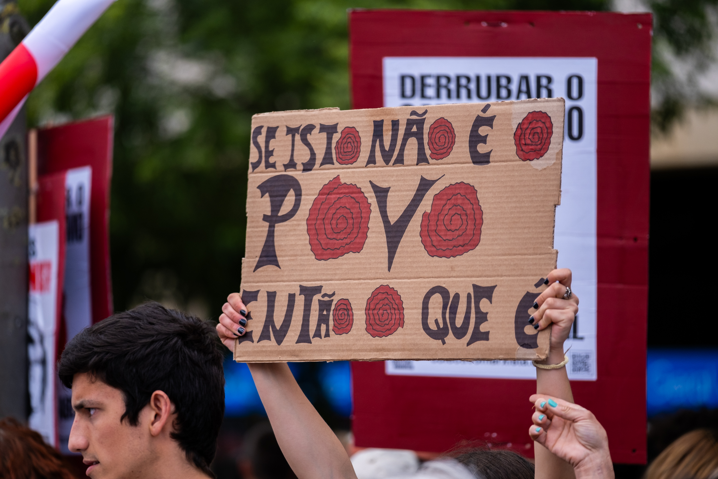 A criatividade e irreverência desceram a Avenida com a Liberdade. Veja algumas imagens do dia