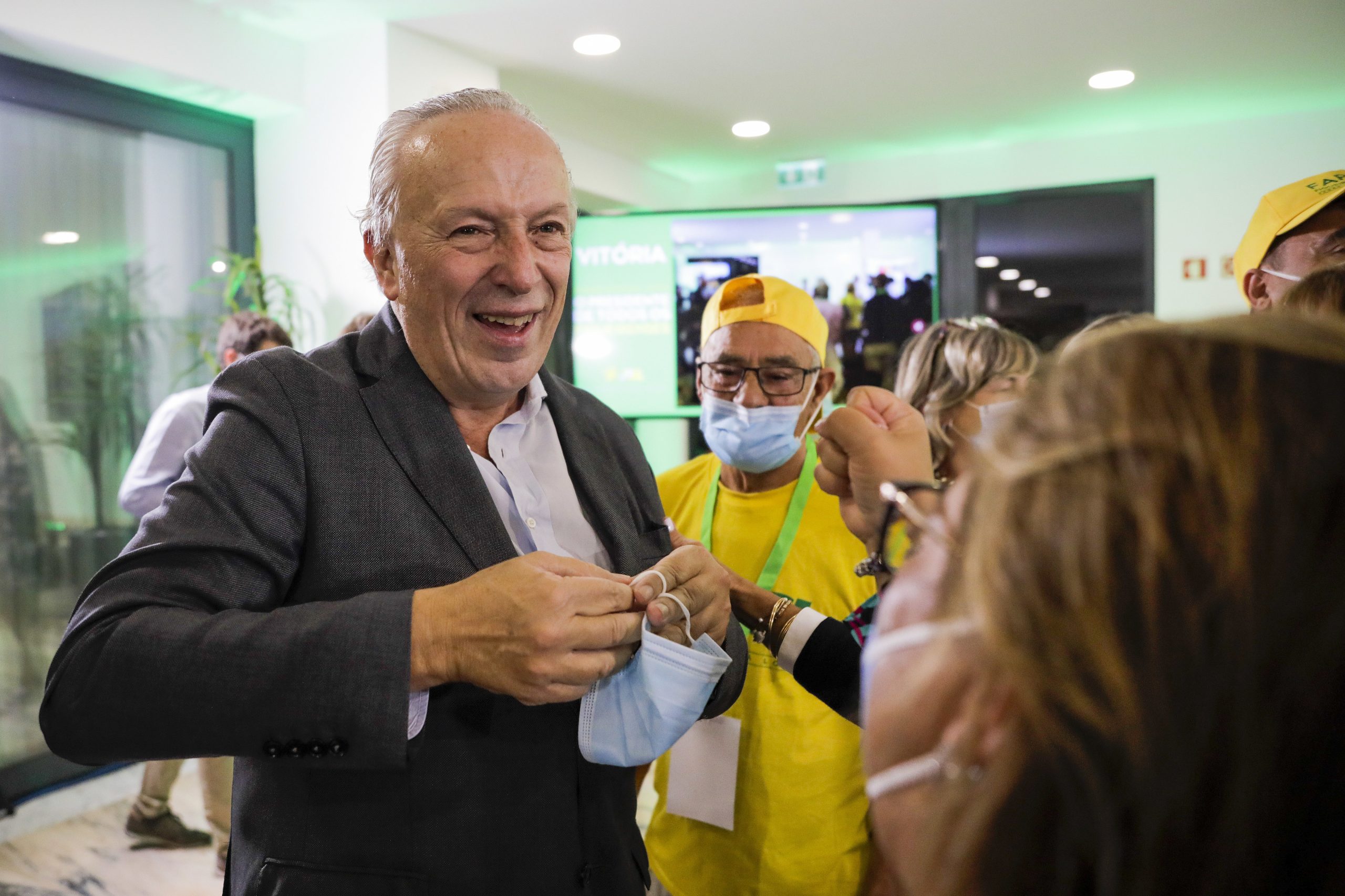 Santana Lopes: “Ganhar nestas circunstâncias é uma proeza sem igual”