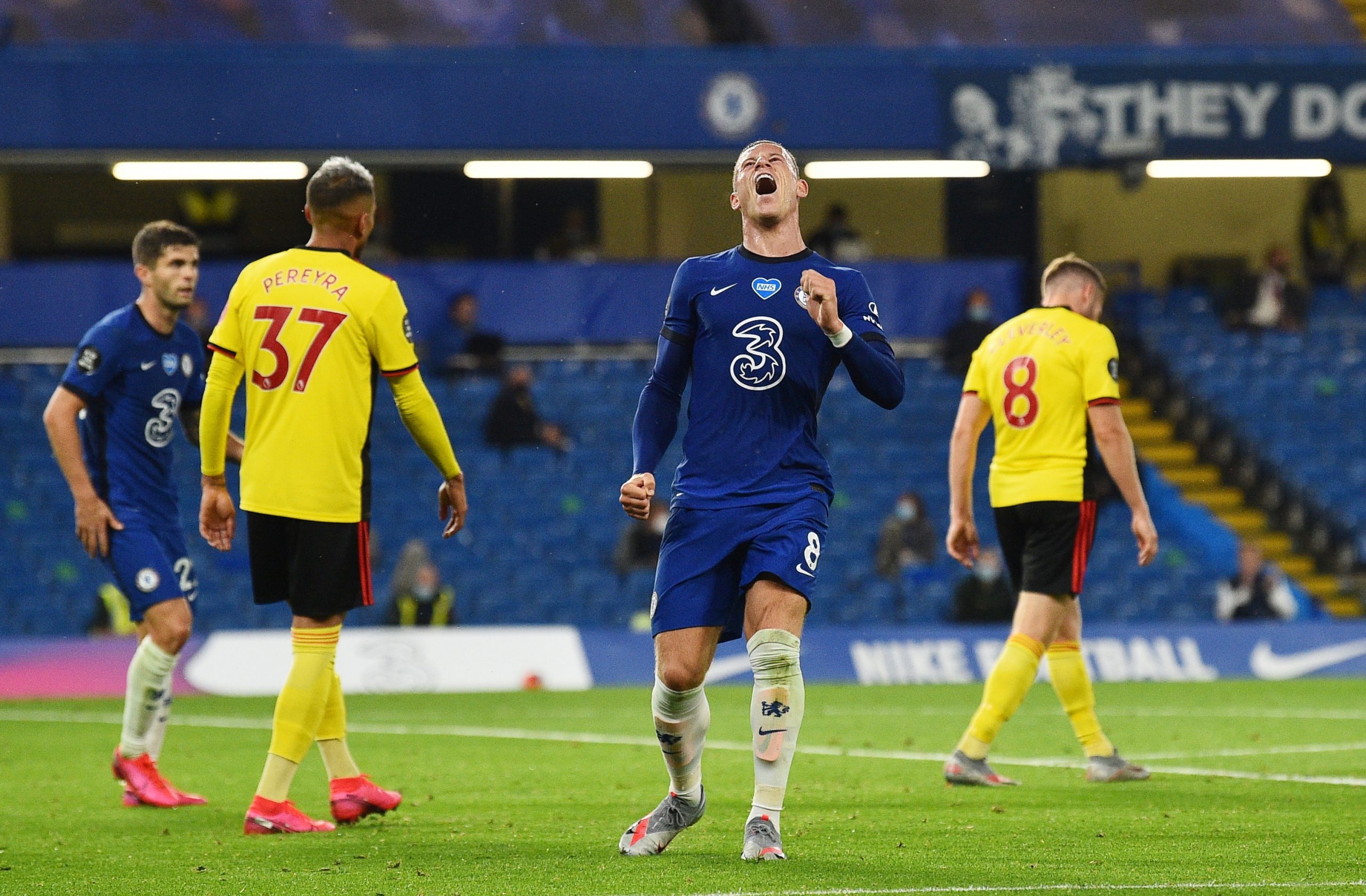 Chelsea vence Watford e segura quarto lugar em Inglaterra
