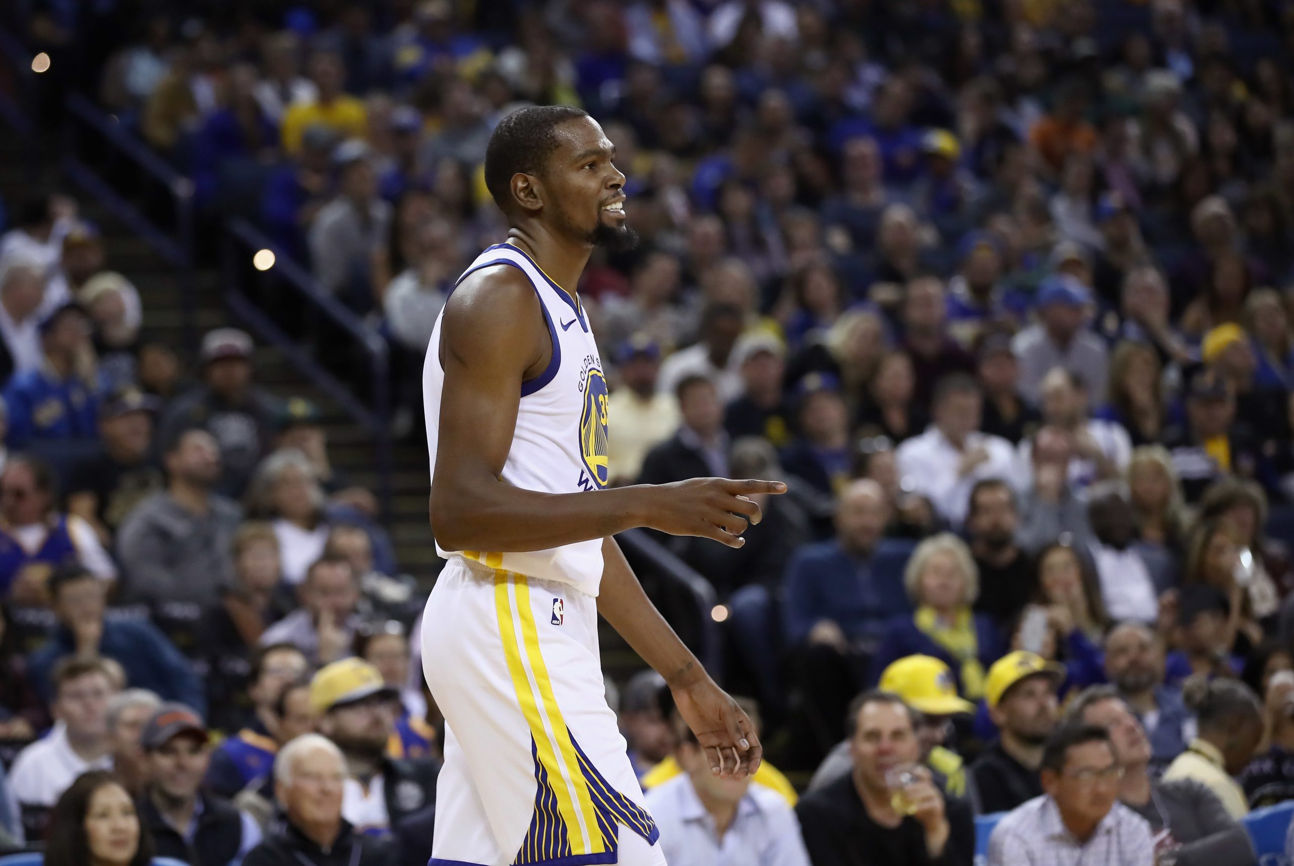 NBA: Campeões Warriors sofrem segunda derrota da temporada