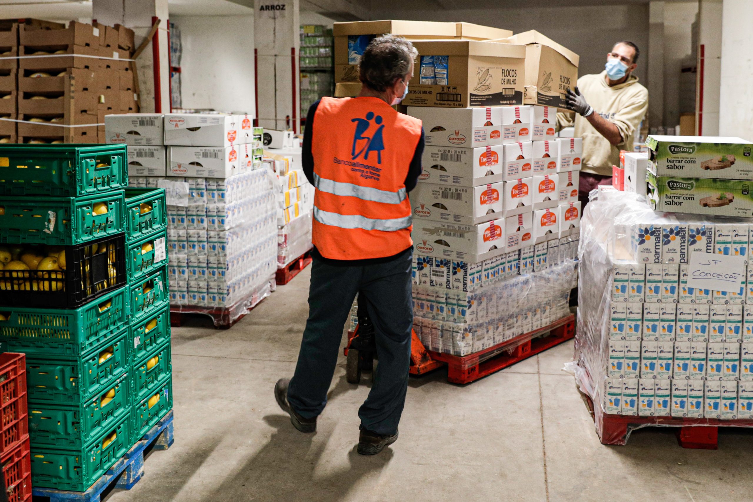 Recolhidas mais de 700 toneladas no primeiro dia de campanha do Banco Alimentar