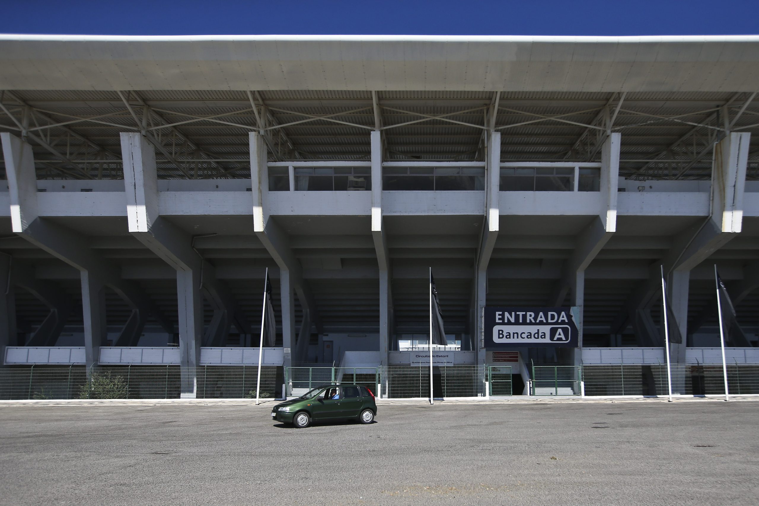 Cinco anos depois do MotoGP, as motas regressam ao Estoril
