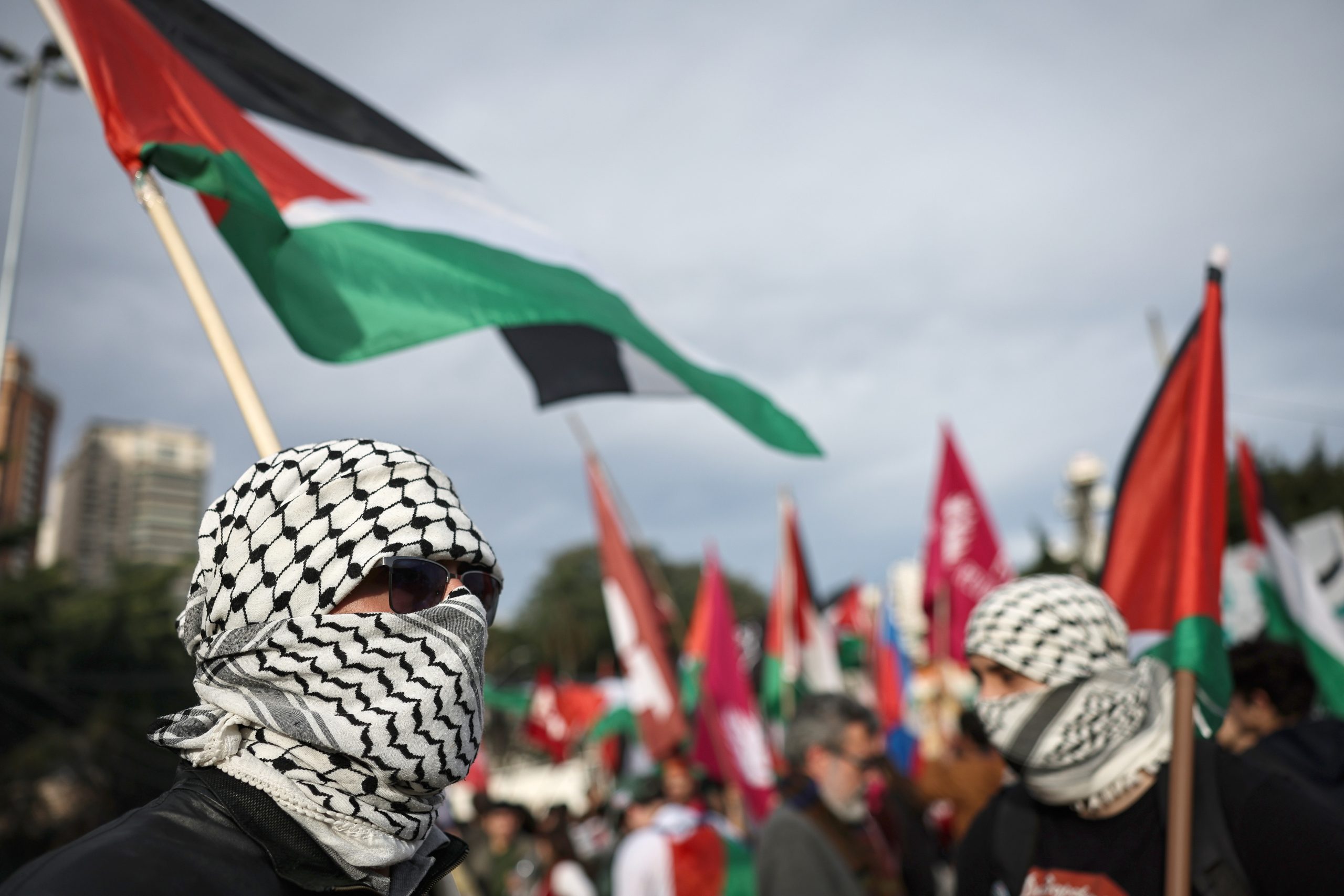 Hamas acusa Israel de matar 45 pessoas que aguardavam ajuda