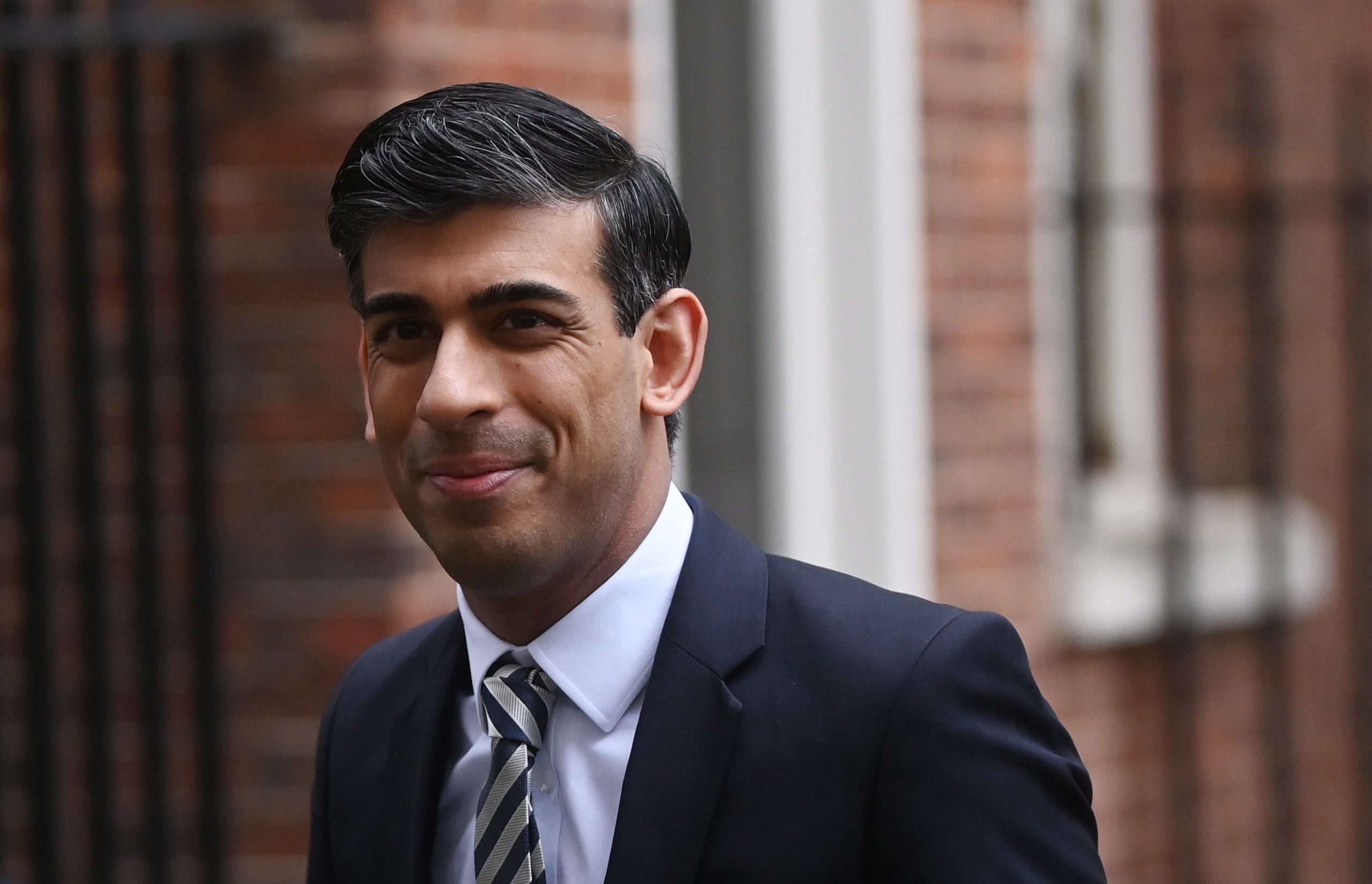Reino Unido: Penny Mordaunt desiste, Rishi Sunak será o próximo primeiro-ministro