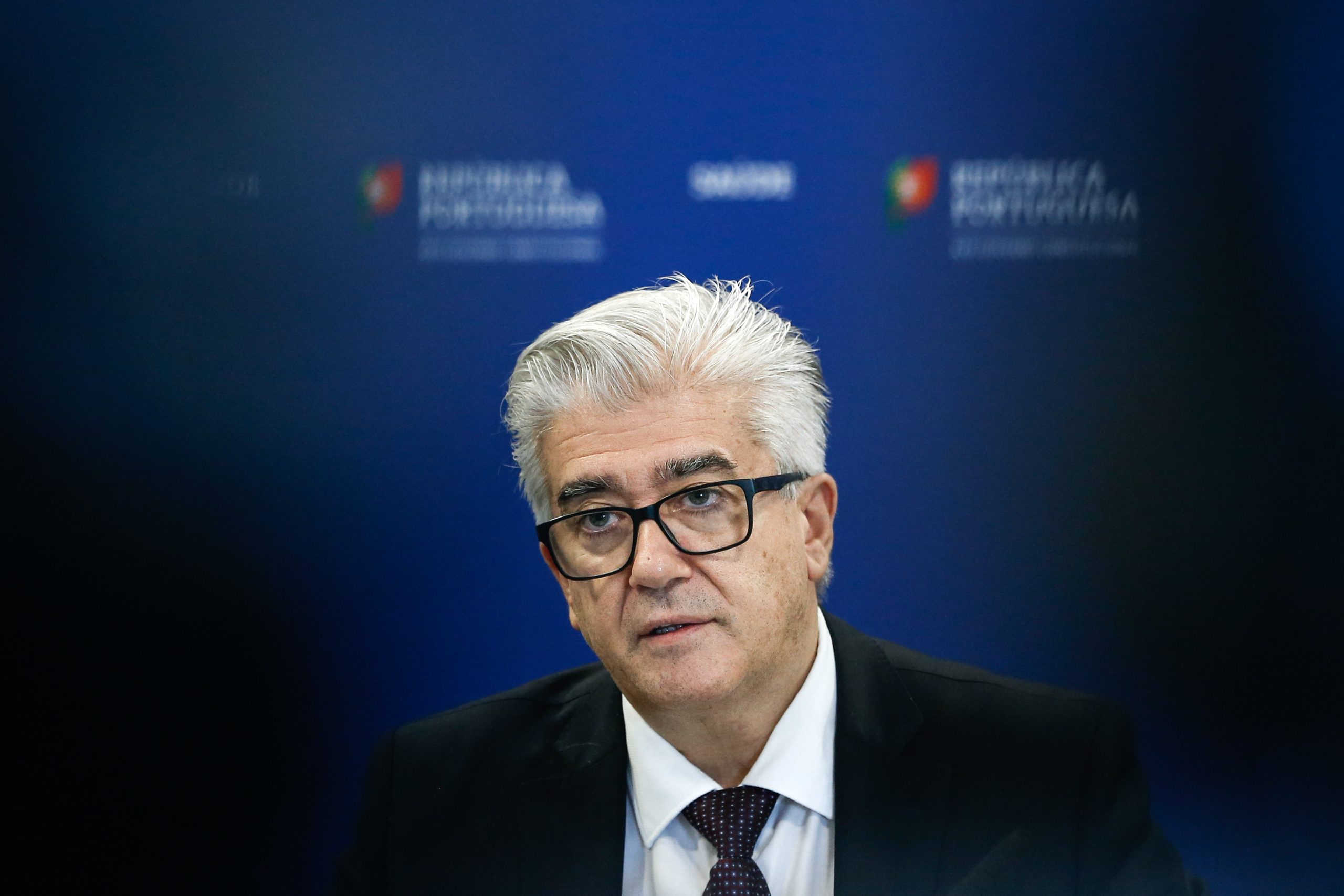 Governo anuncia vacinação em ‘casa aberta’ este fim de semana para maiores de 80 anos