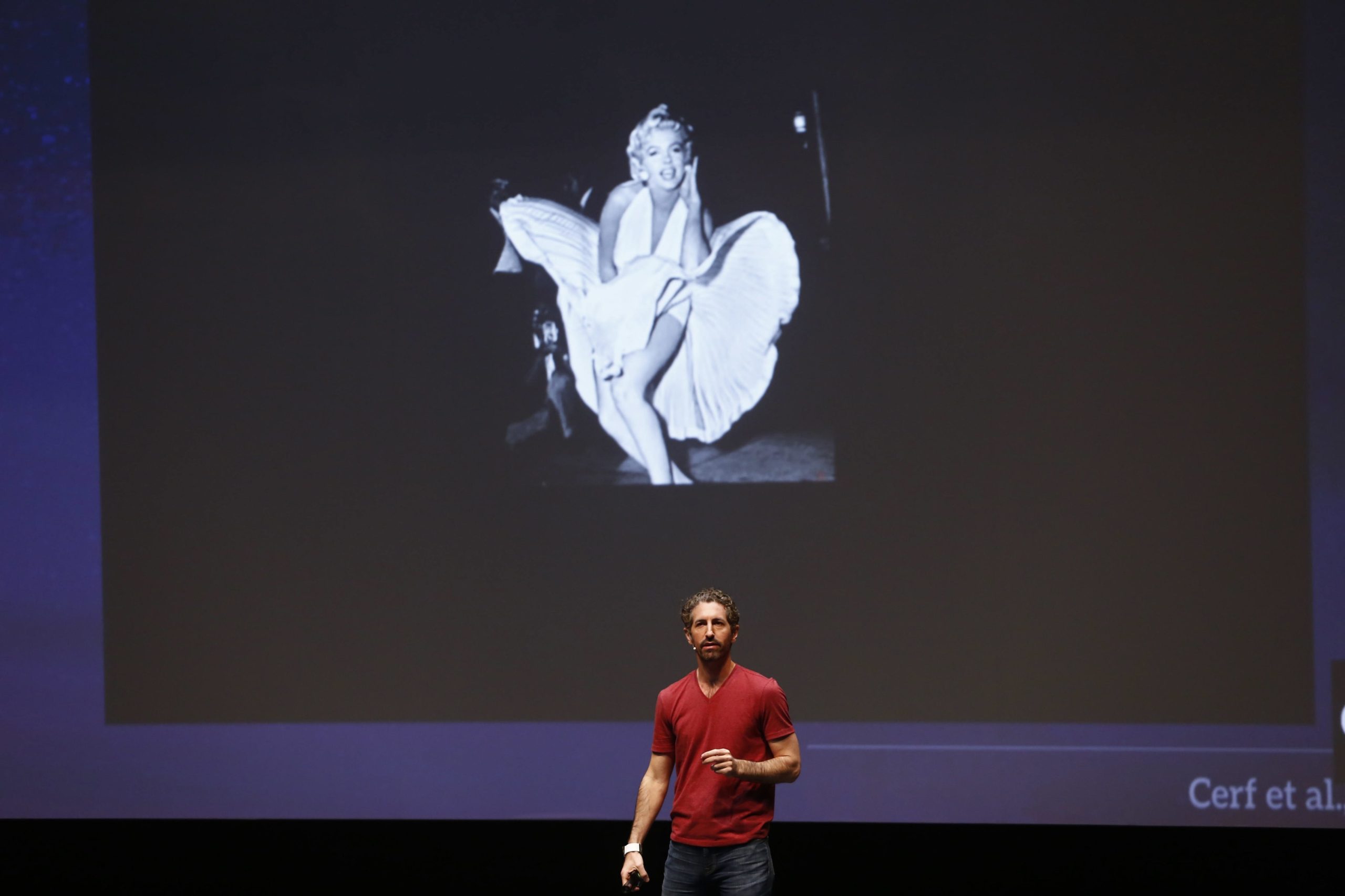 A próxima guerra mundial será “entre grandes ‘hackers'”, prevê o neurocientista Moran Cerf