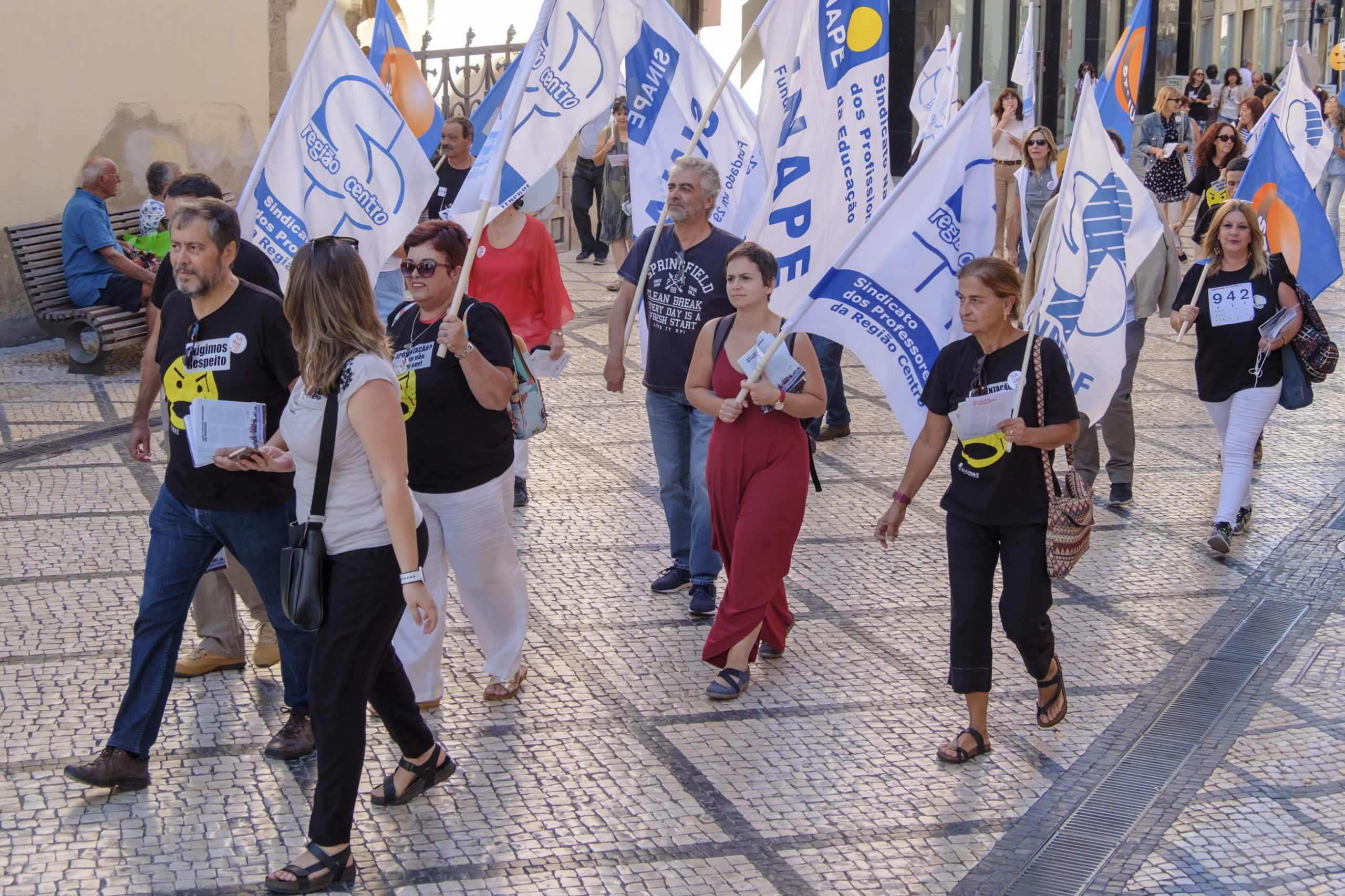 Professores em greve: Fenprof e FNE insistem com Governo para que cumpra a lei