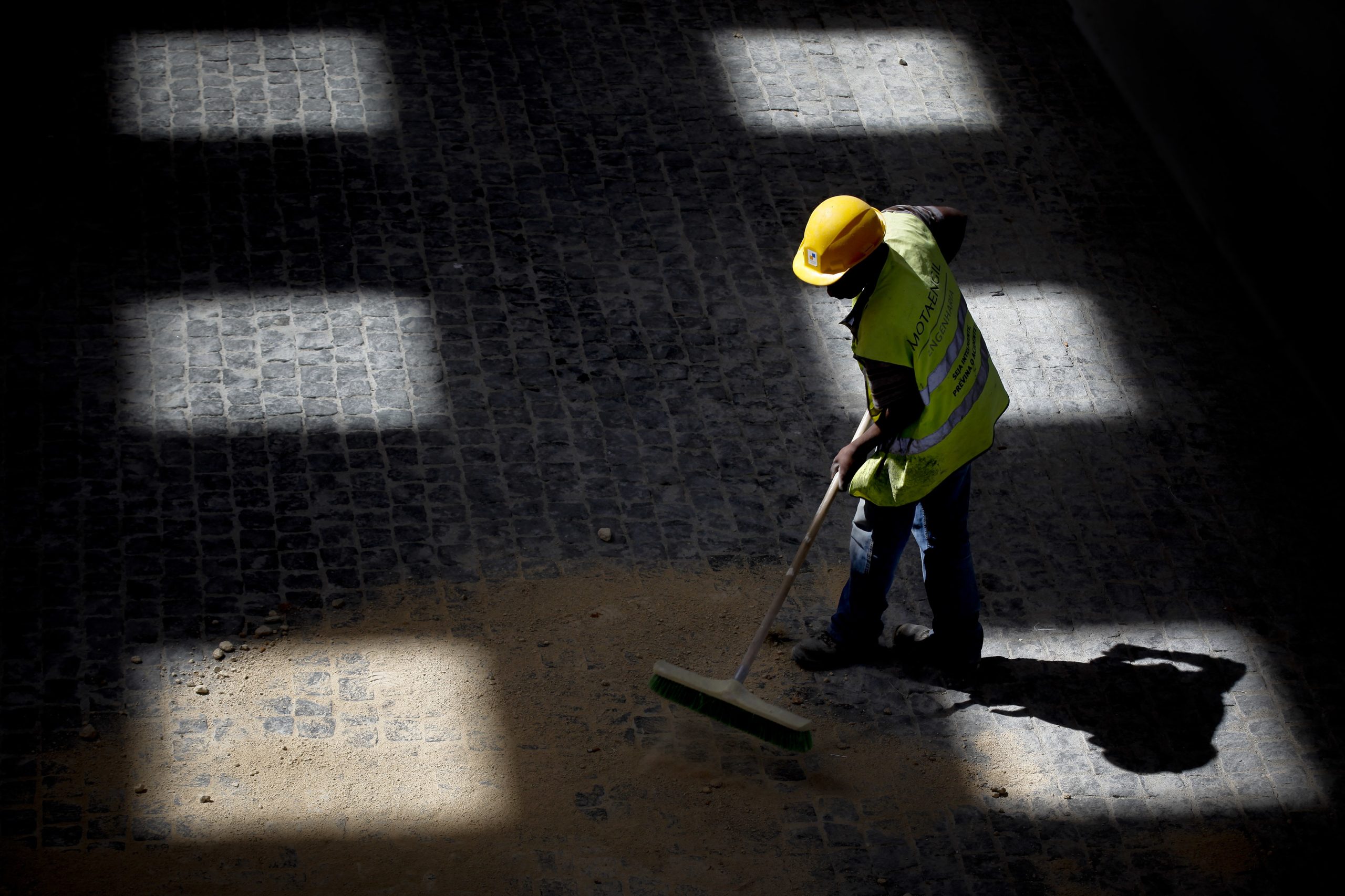 Concursos de obras públicas recuam 26% até setembro para 1.715 milhões