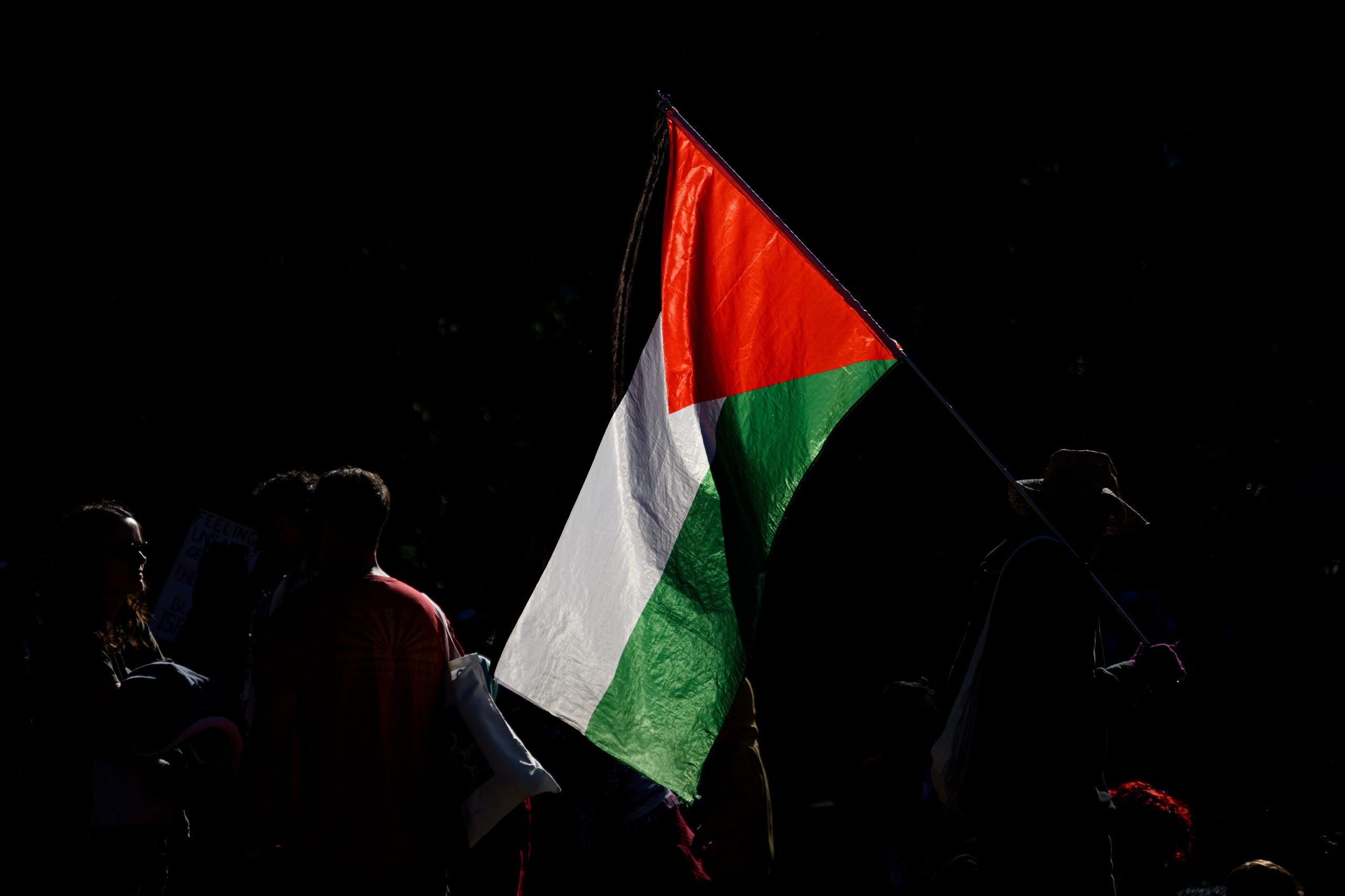 Greve de fome de ativistas pró-Palestina é a mais longa nas prisões britânicas desde 1981