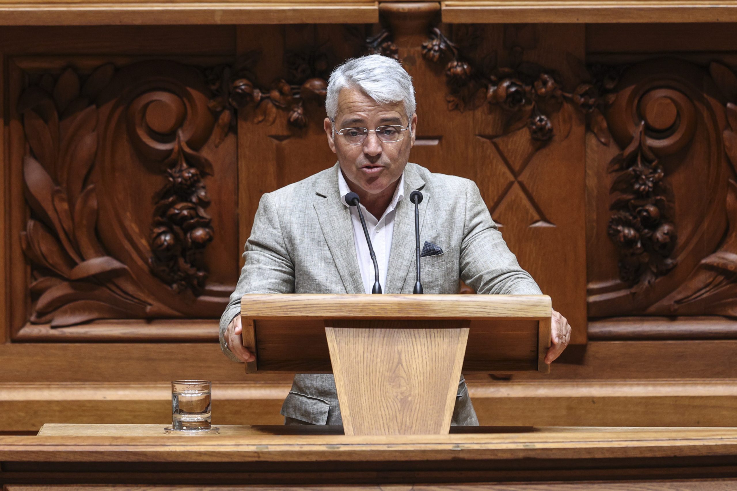 JPP dá “benefício da dúvida” ao Governo mas lamenta falta de clareza sobre regiões autónomas