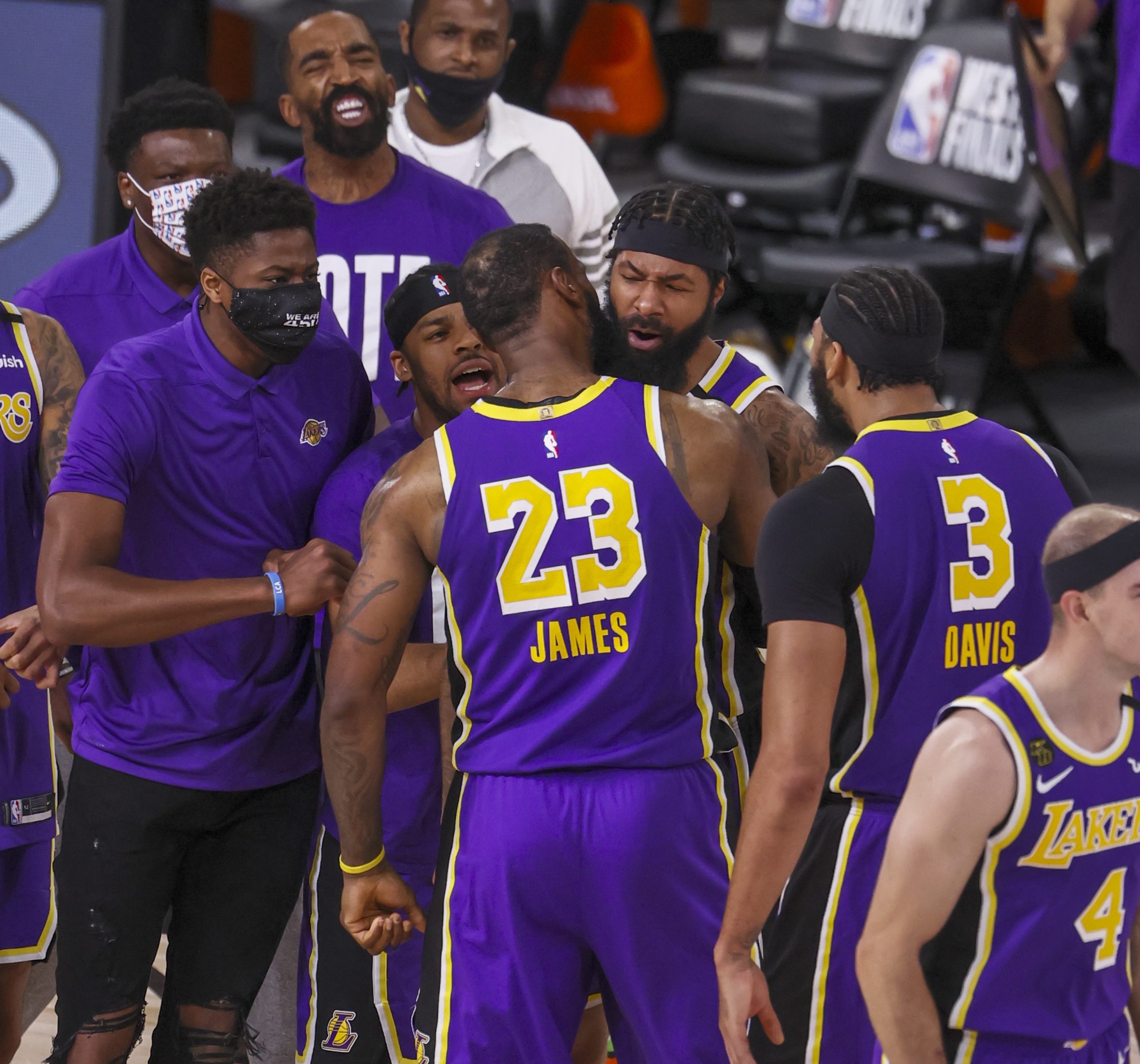 LeBron James ‘conduz’ Los Angeles Lakers à sua 32.ª final da NBA