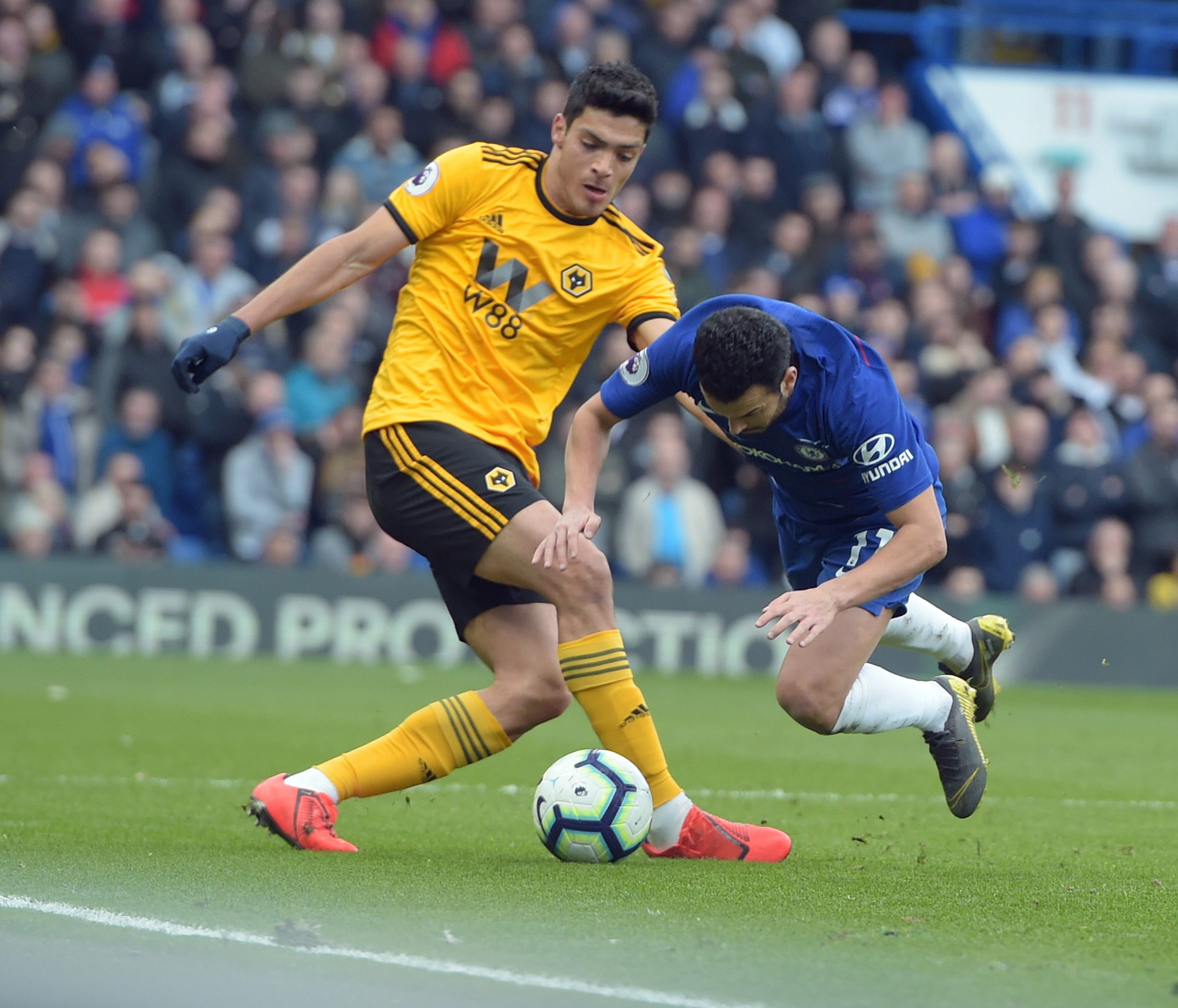 Wolves anuncia contratação de Raúl Jiménez ao Benfica