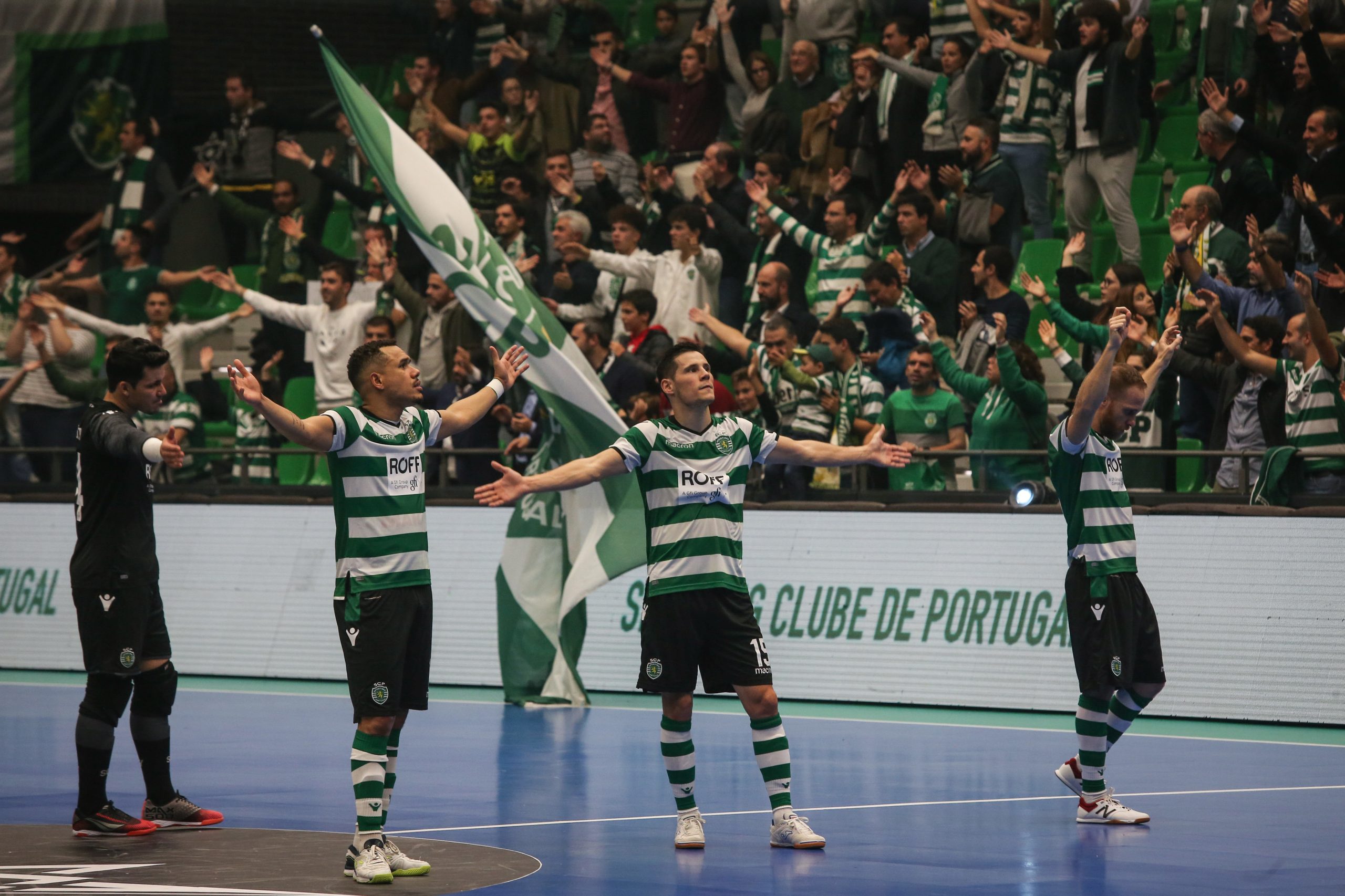 Sporting goleia russos na estreia da Ronda da Elite da ‘Champions’ de futsal