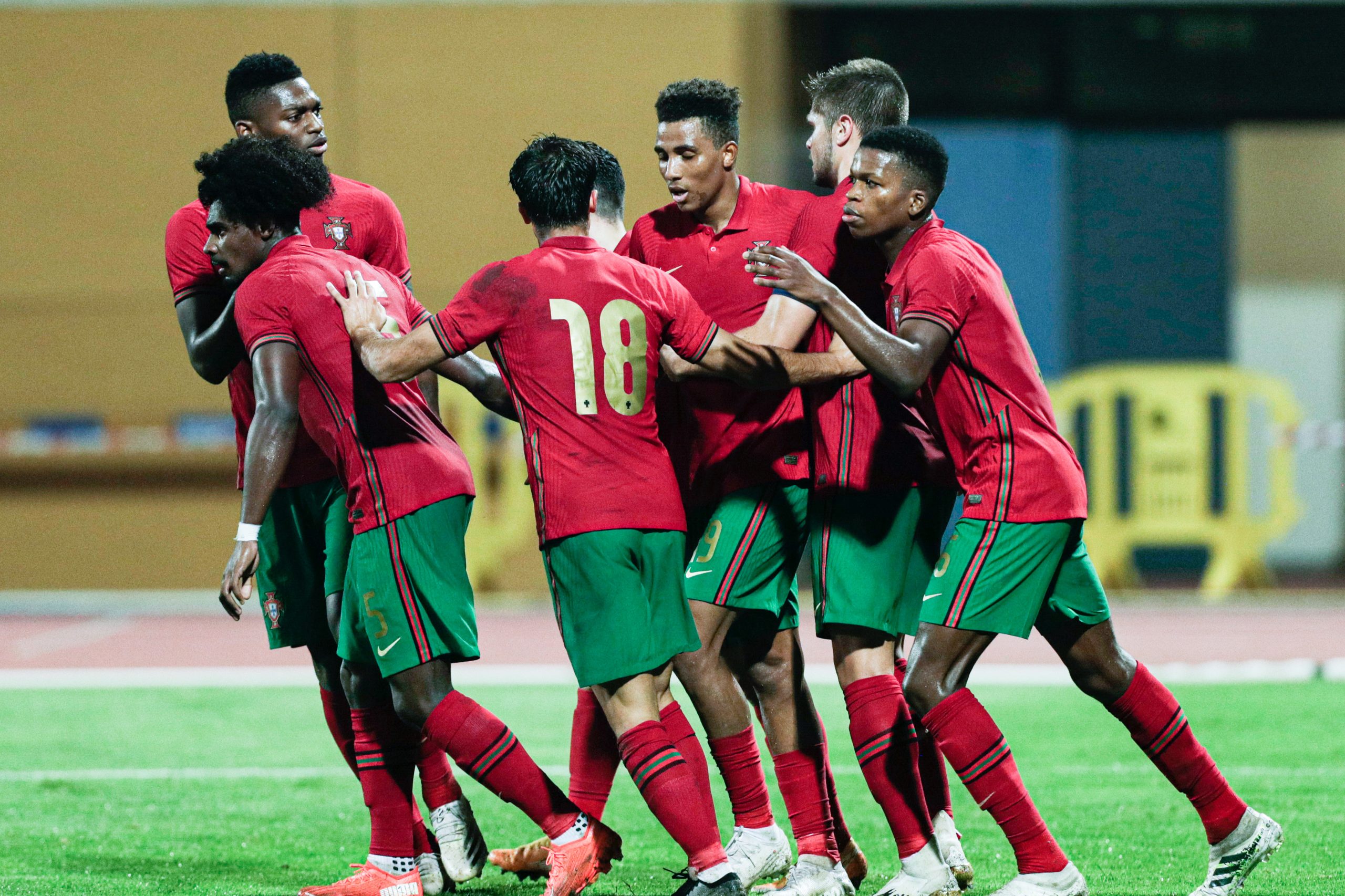 Portugal de sub-21 vence Países Baixos, mas falha vitória no grupo 7