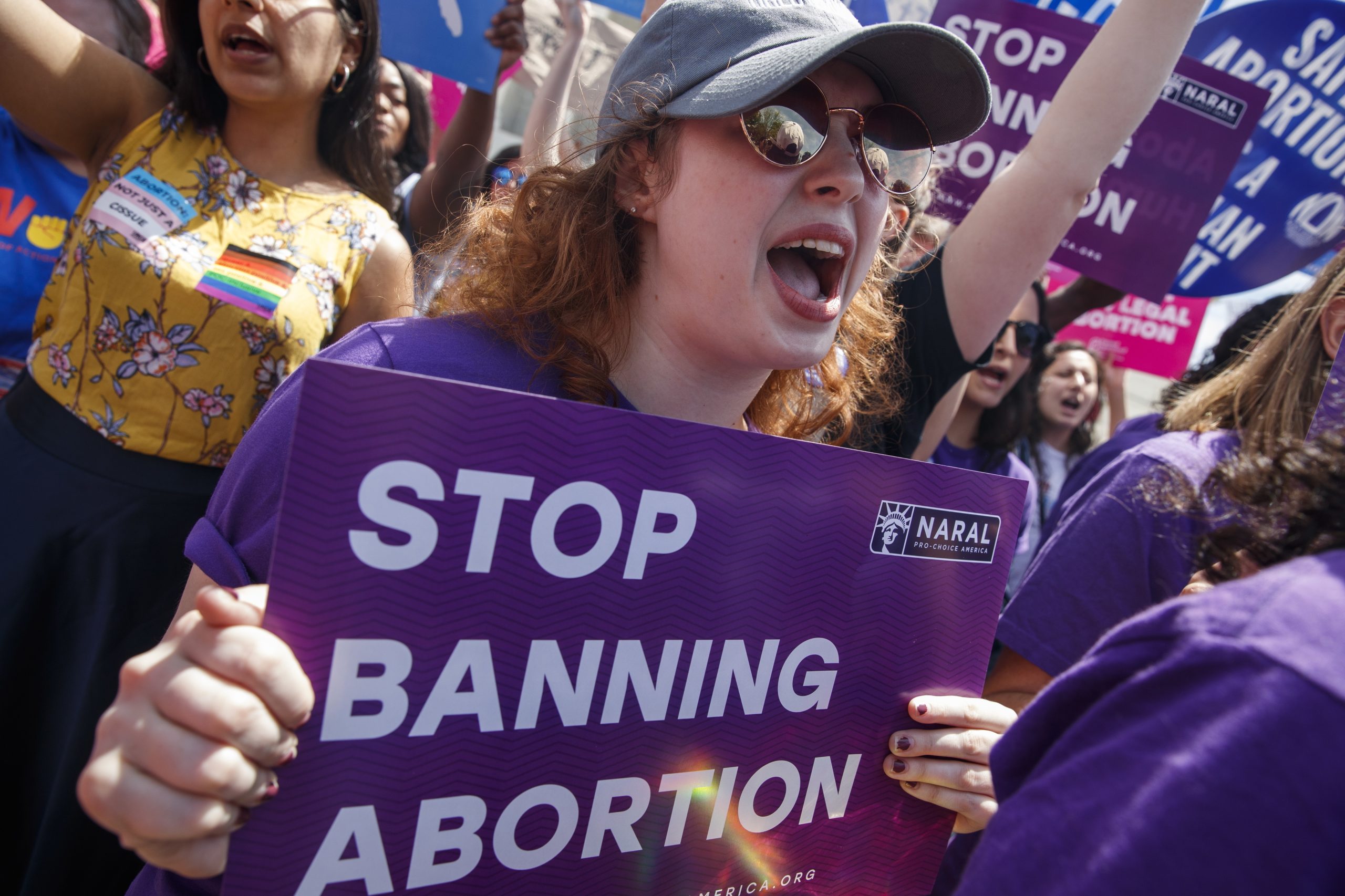Departamento de Justiça dos EUA processa Texas por lei que proibe maioria dos abortos