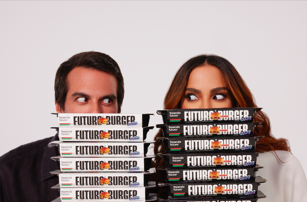“Quem aí já provou carne de planta?”. Anitta é a nova sócia da Future Farm