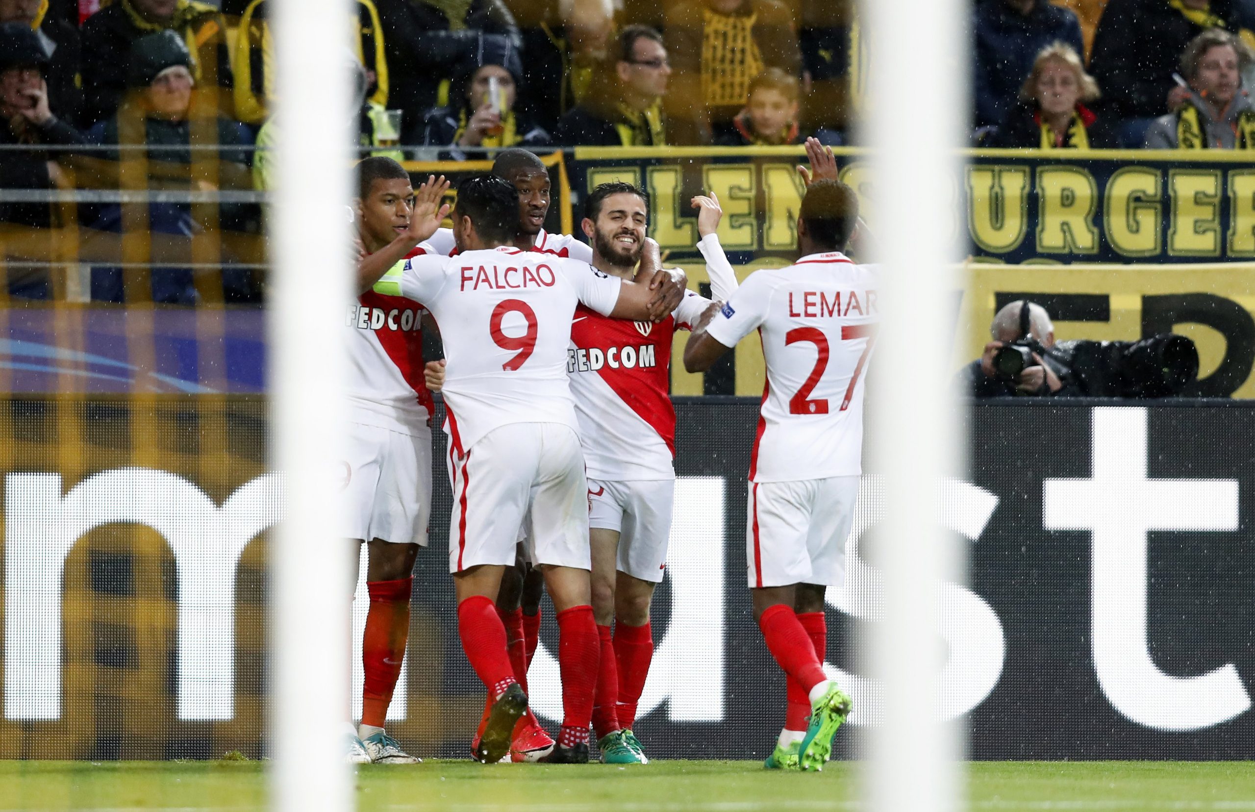 Falcao sai do banco e garante vitória do Monaco