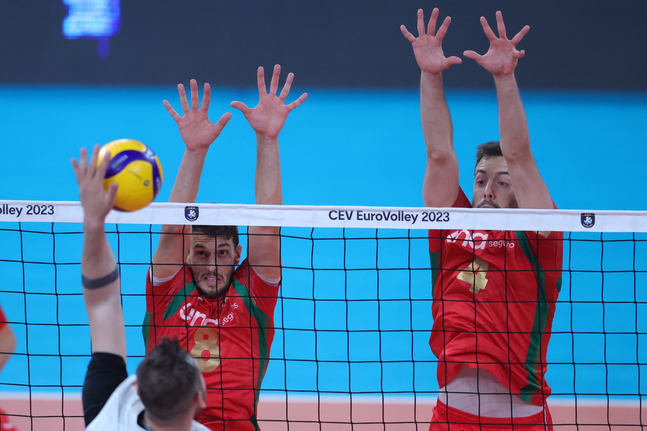 Portugal vai defrontar Ucrânia nos ‘oitavos’ do Europeu de voleibol