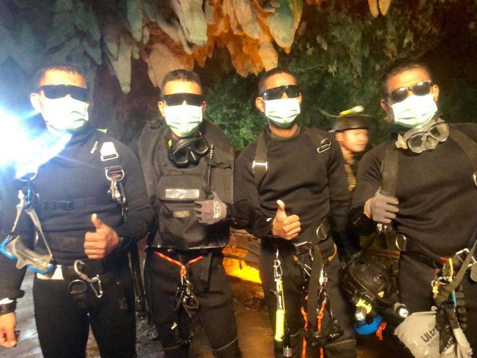 Tailândia: Crianças, treinador e equipa de assistência a salvo. Operação de resgate chega ao fim