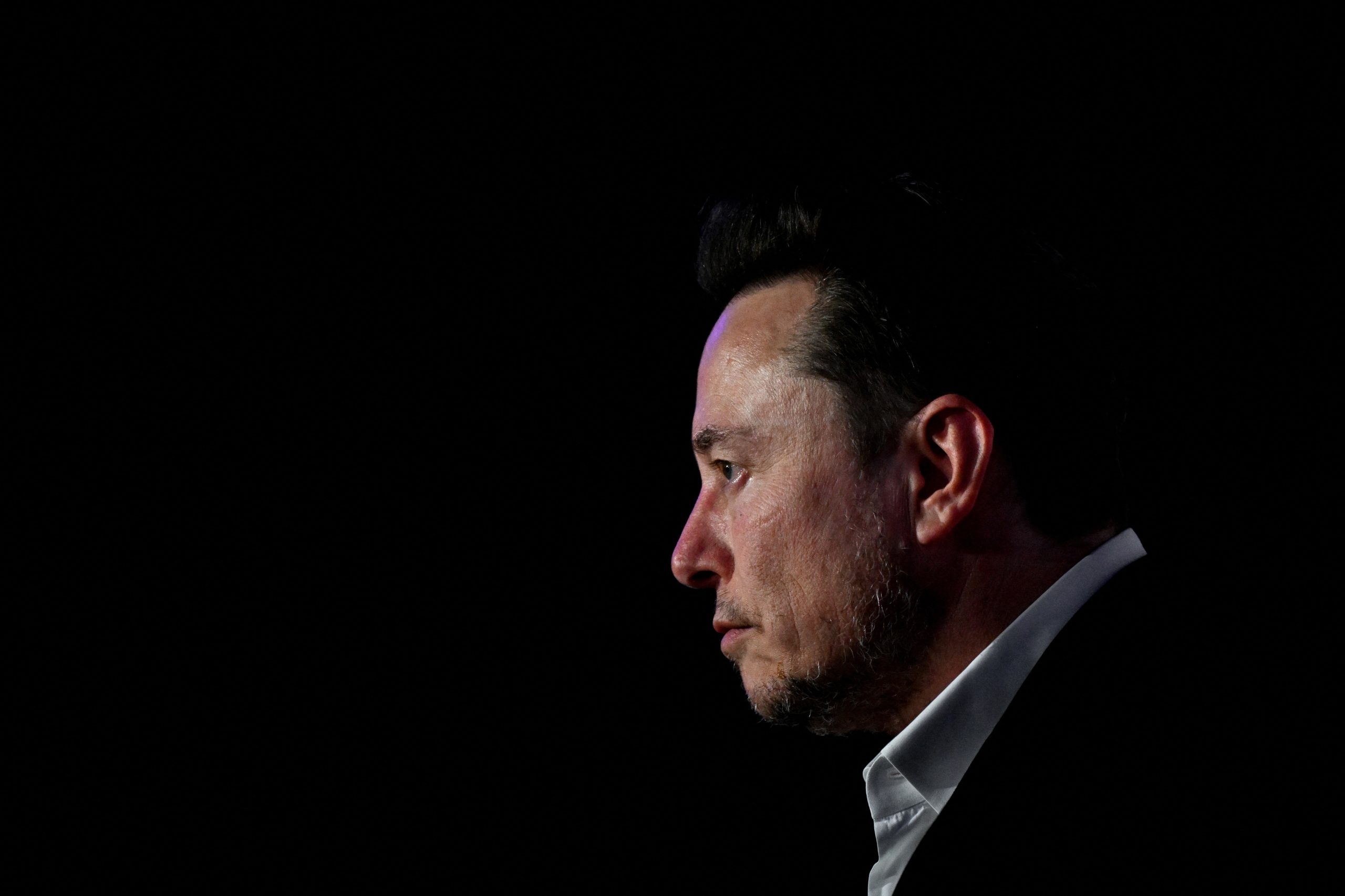 “Ele tem Lula na coleira”. Elon Musk desafia Alexandre de Moraes por “censura” no X