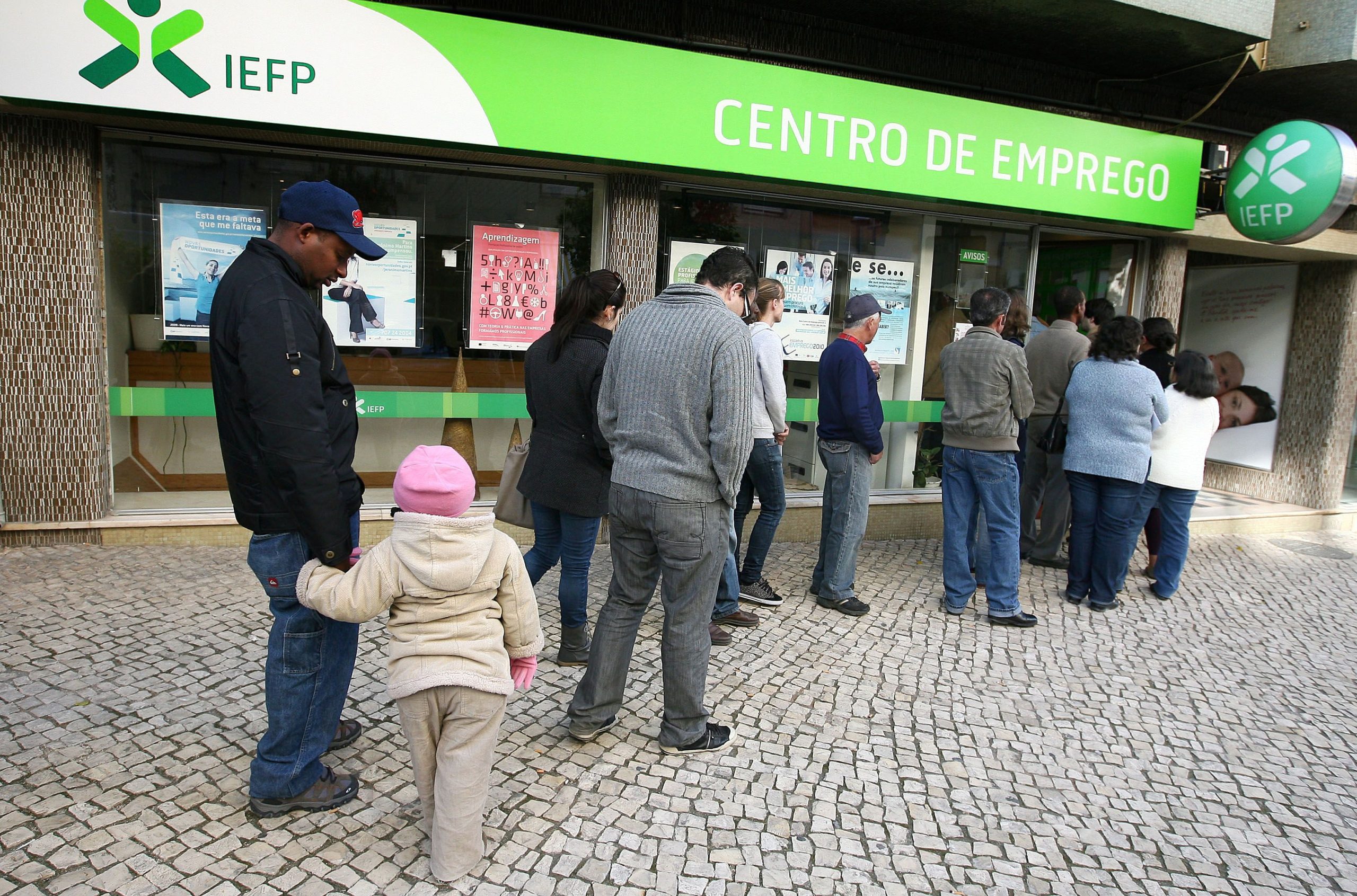 Portugal é o país com menor taxa de empregos disponíveis ao 3.º trimestre