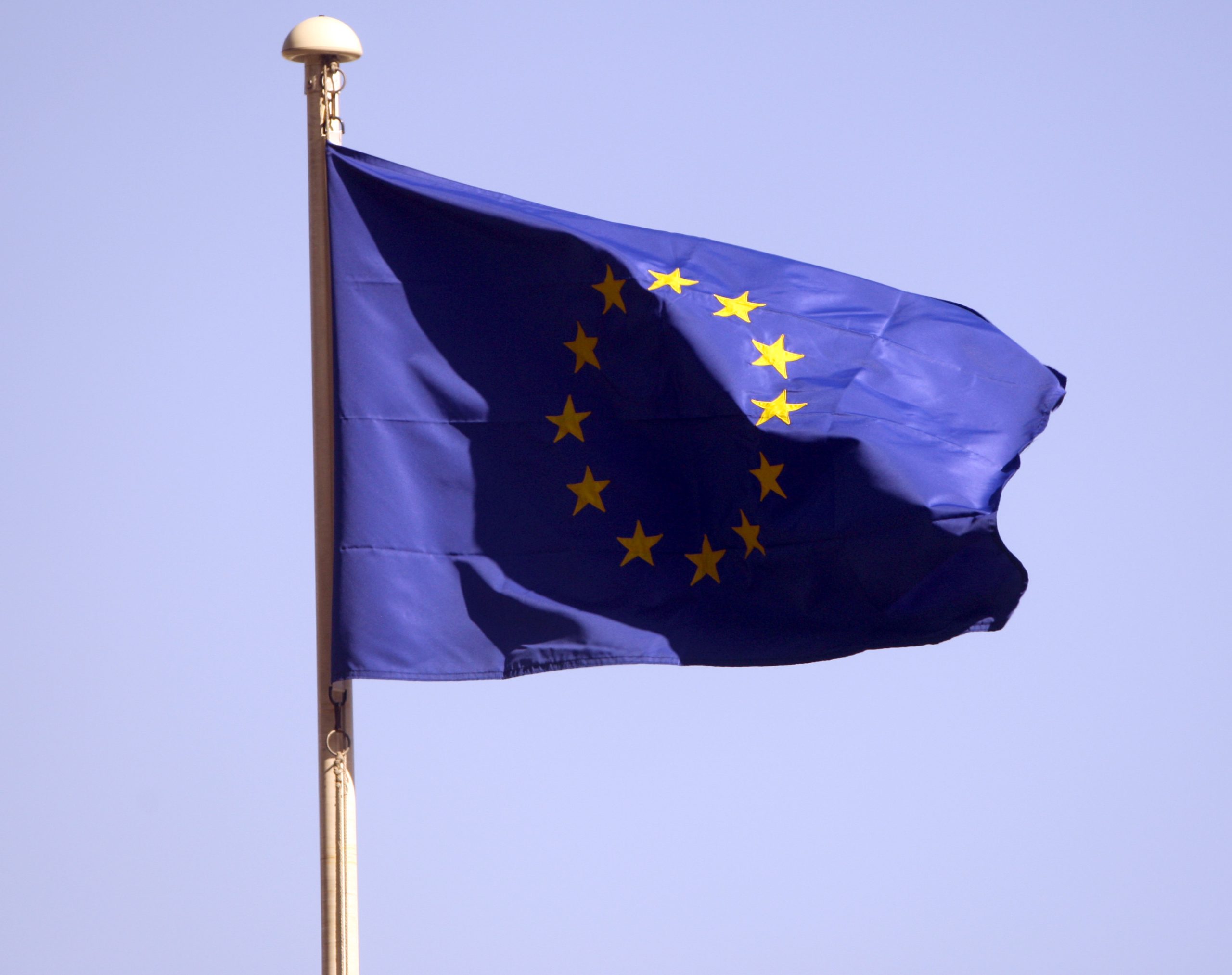 Parlamento Europeu responsabiliza regime da Guiné Equatorial pela morte de opositor espanhol