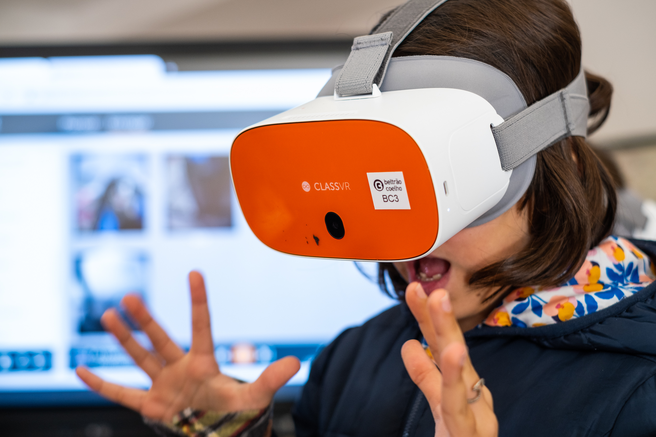 Braços robóticos, impressões 3D e realidade virtual. A sala de aula dos seus filhos pode vir a ser assim