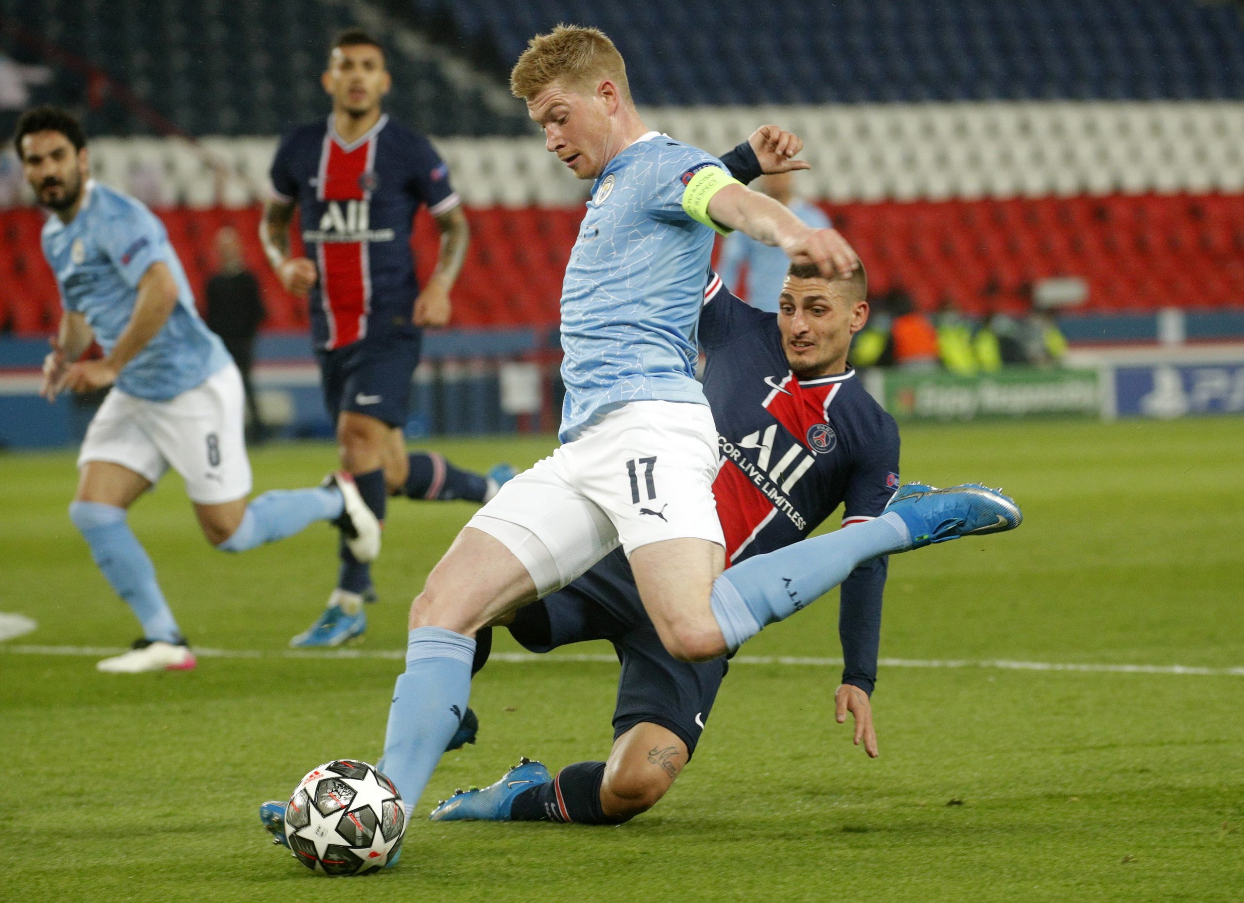 Manchester City ‘vira’ resultado em Paris e ‘pisca o olho’ à final da Liga dos Campeões