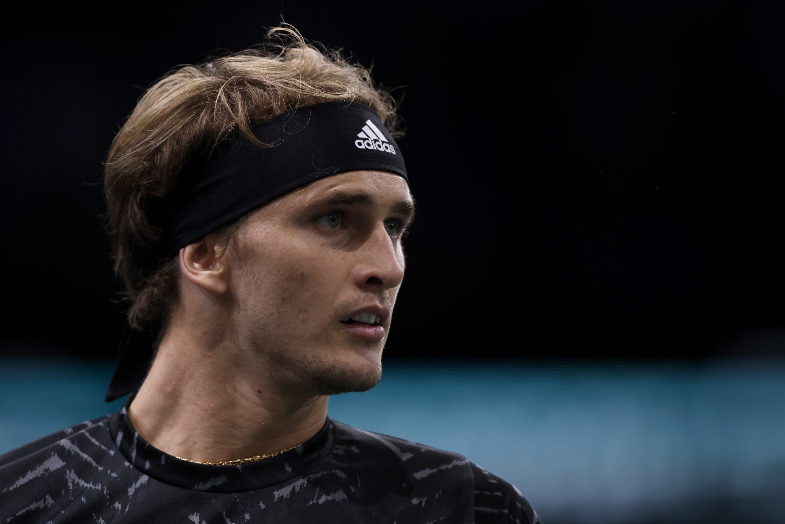 Zverev afasta Alcaraz e está nas meias-finais de Roland Garros