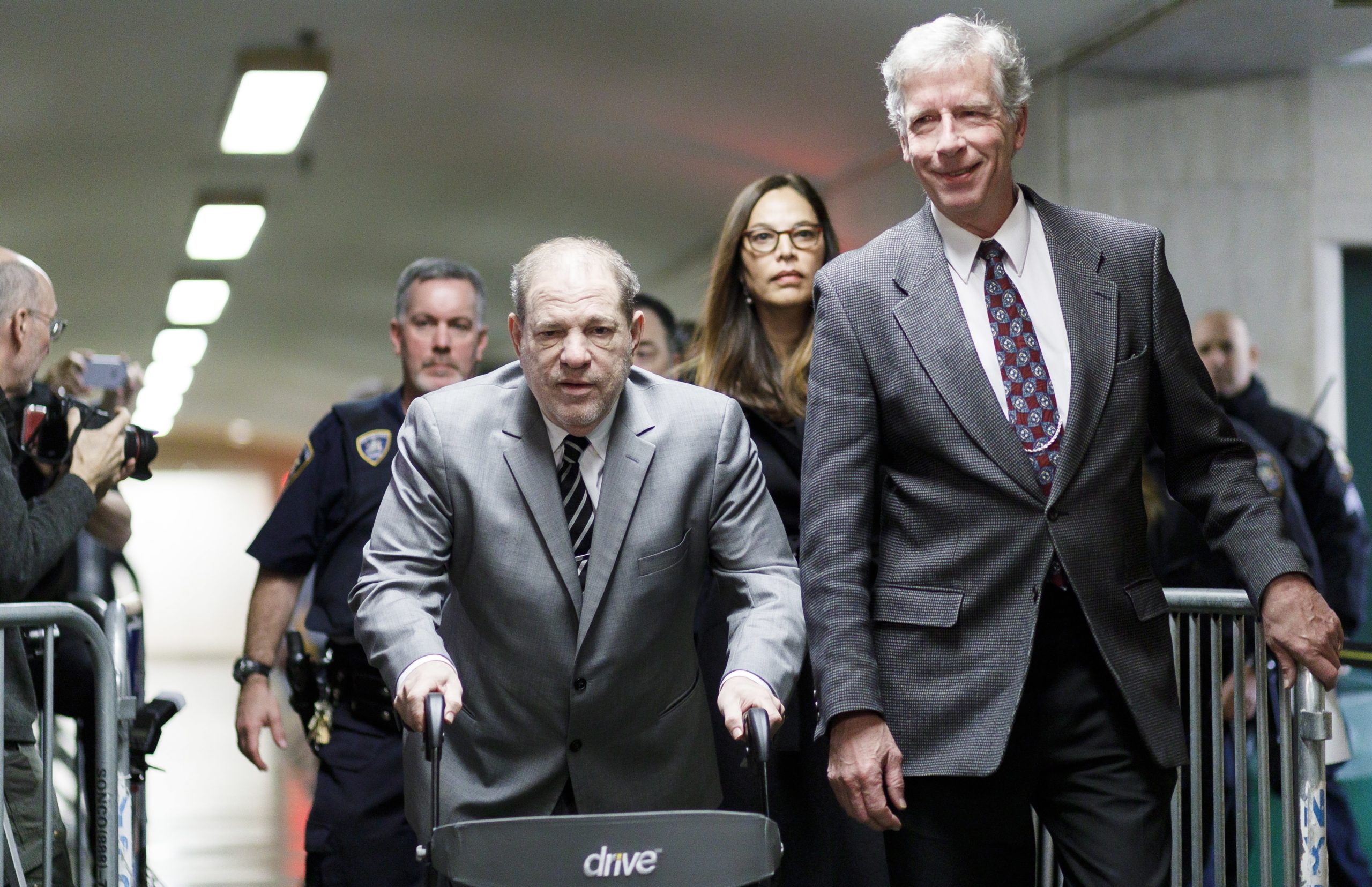 O que une Weinstein, Epstein, Boaventura, Capelo e tantos outros?