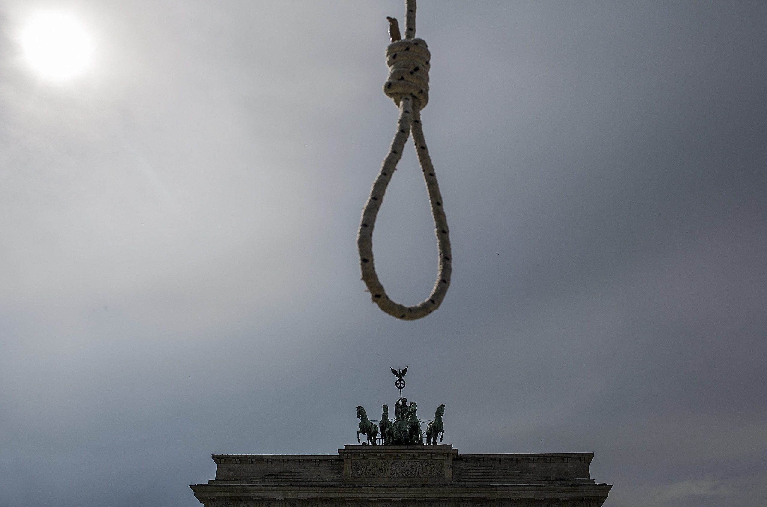 Amnistia lança campanha para pressionar abolição da pena de morte em cinco países