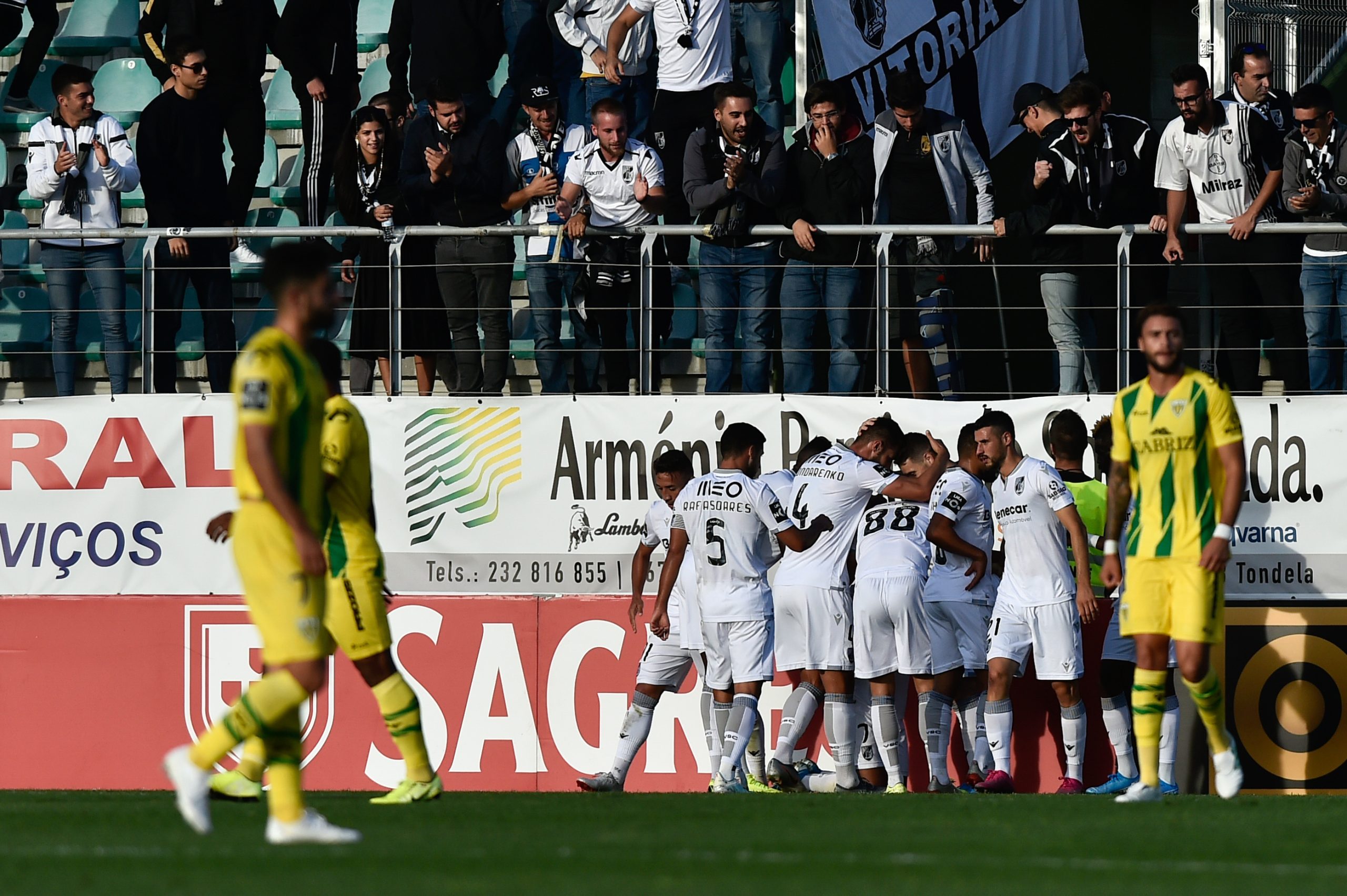 Vitória de Guimarães vence na visita ao Tondela e sobe ao sexto lugar