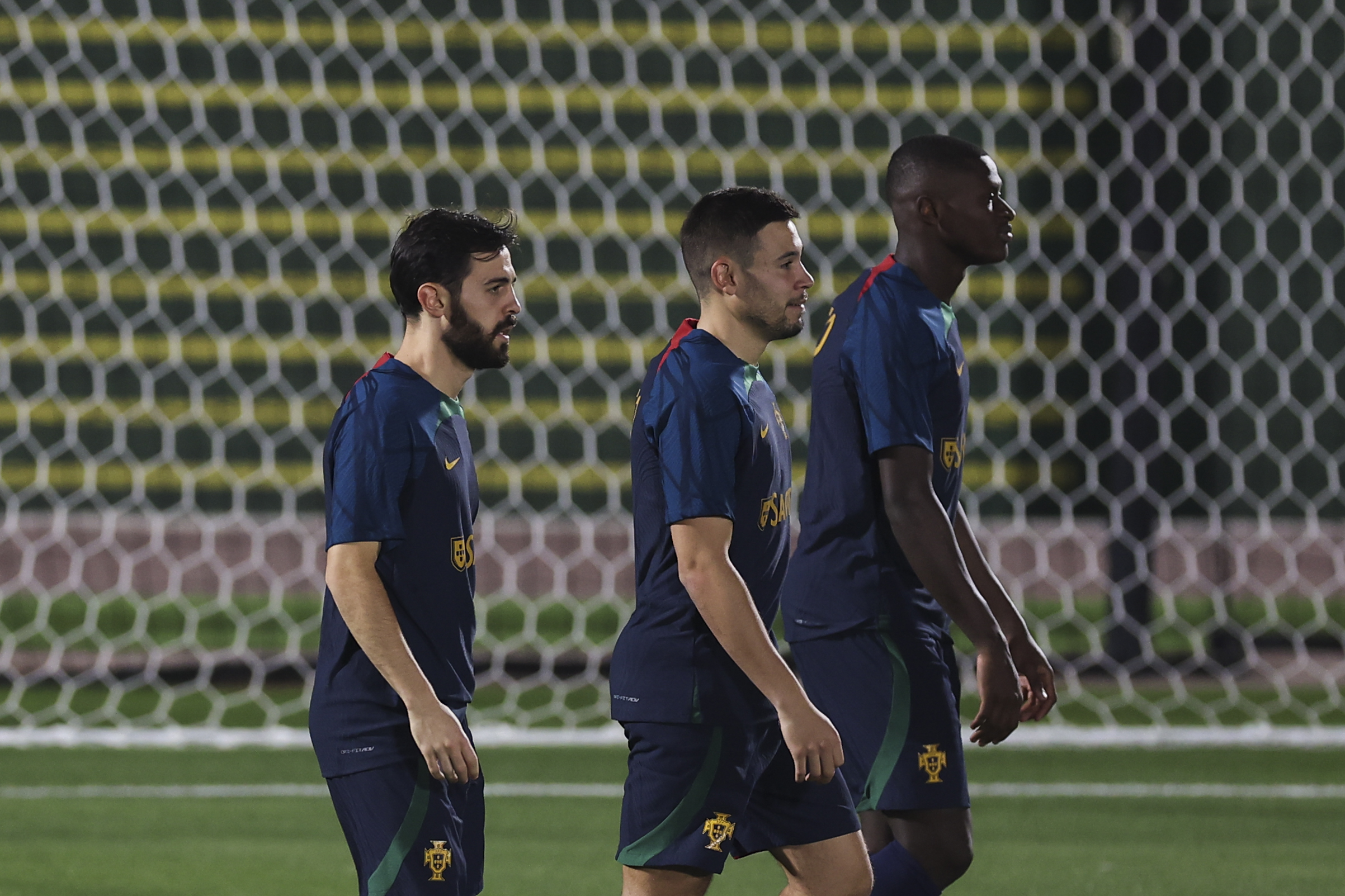 Nuno Mendes falha treino de Portugal a dois dias da estreia