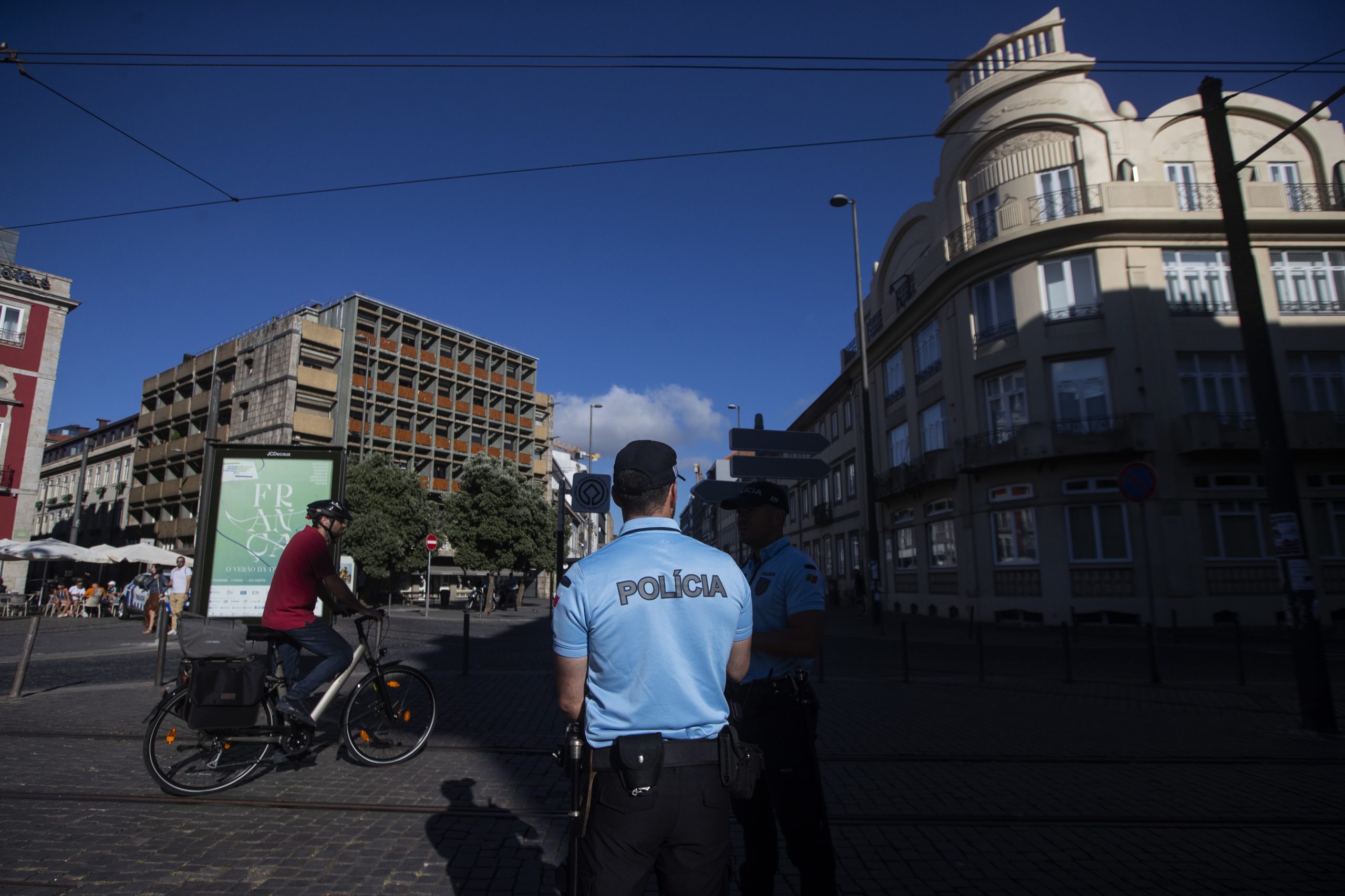 Porto aprova moção para que Câmara e MAI realizem “reunião urgente” para aumentar policiamento