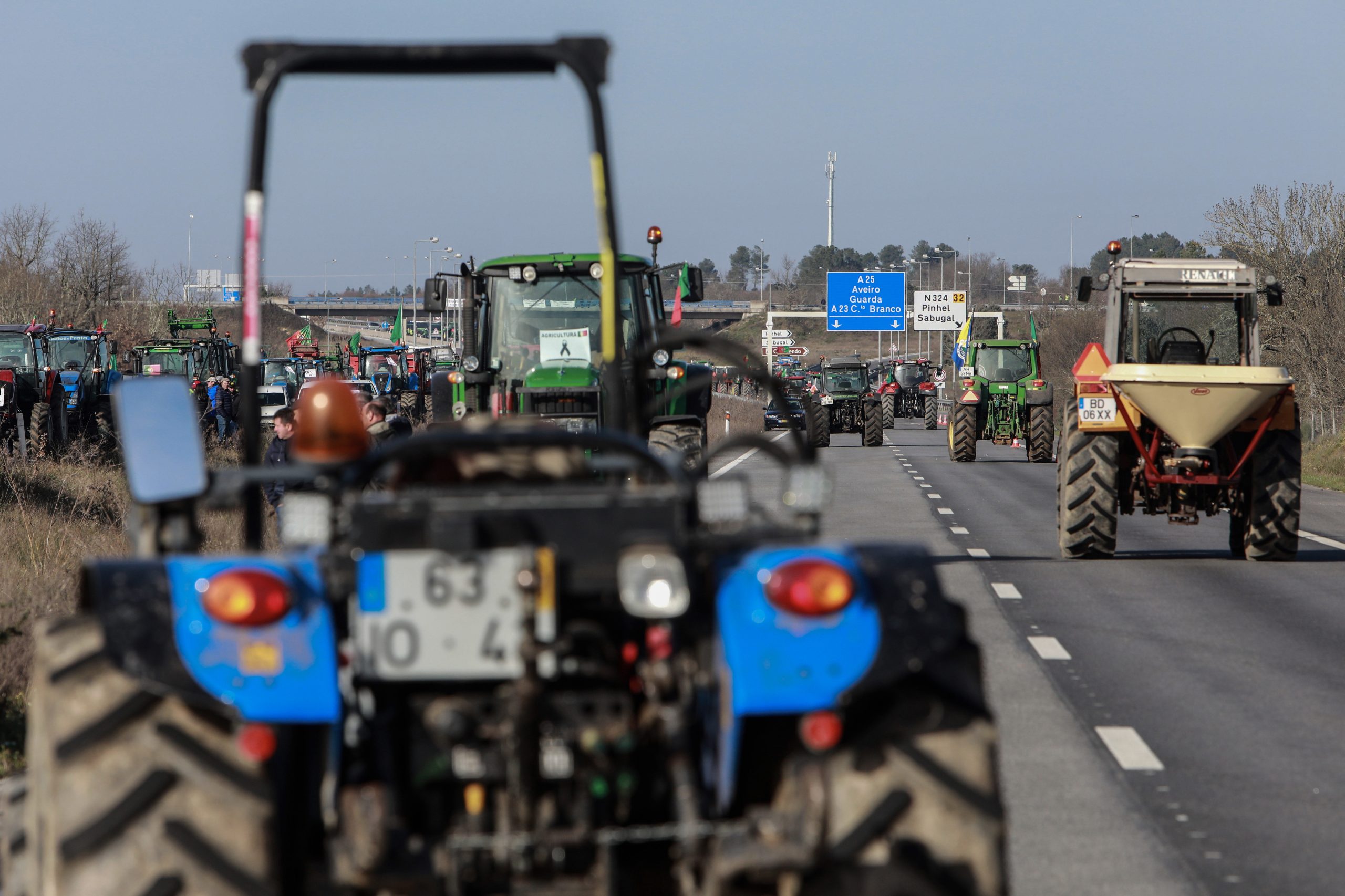 Agricultores. Governo diz que maior parte dos apoios avança este mês