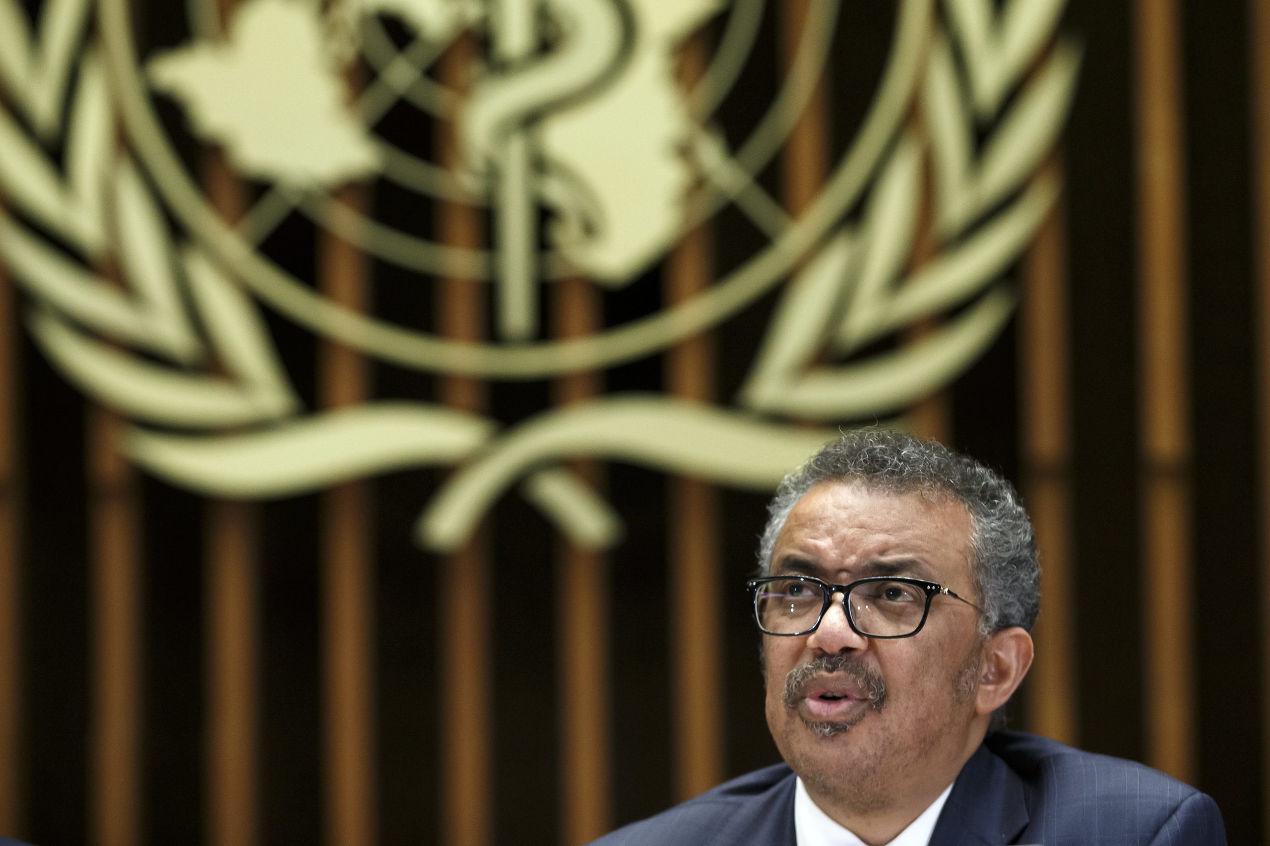 Covid-19: Farto de promessas, diretor-geral da OMS exige ação na distribuição de vacinas