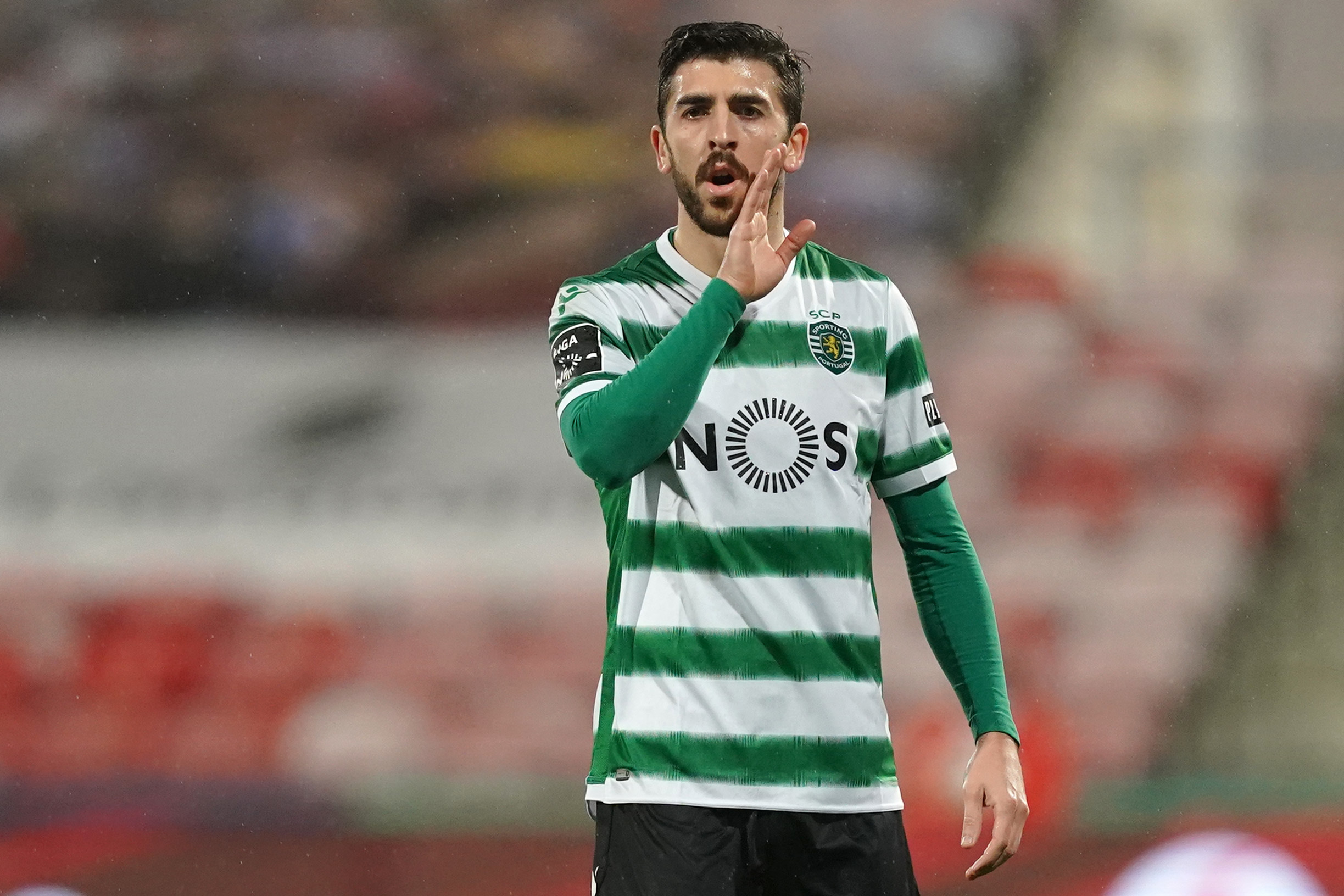 Sporting comunica comissões na transferência de Paulinho na ordem dos 1,1 milhões de euros