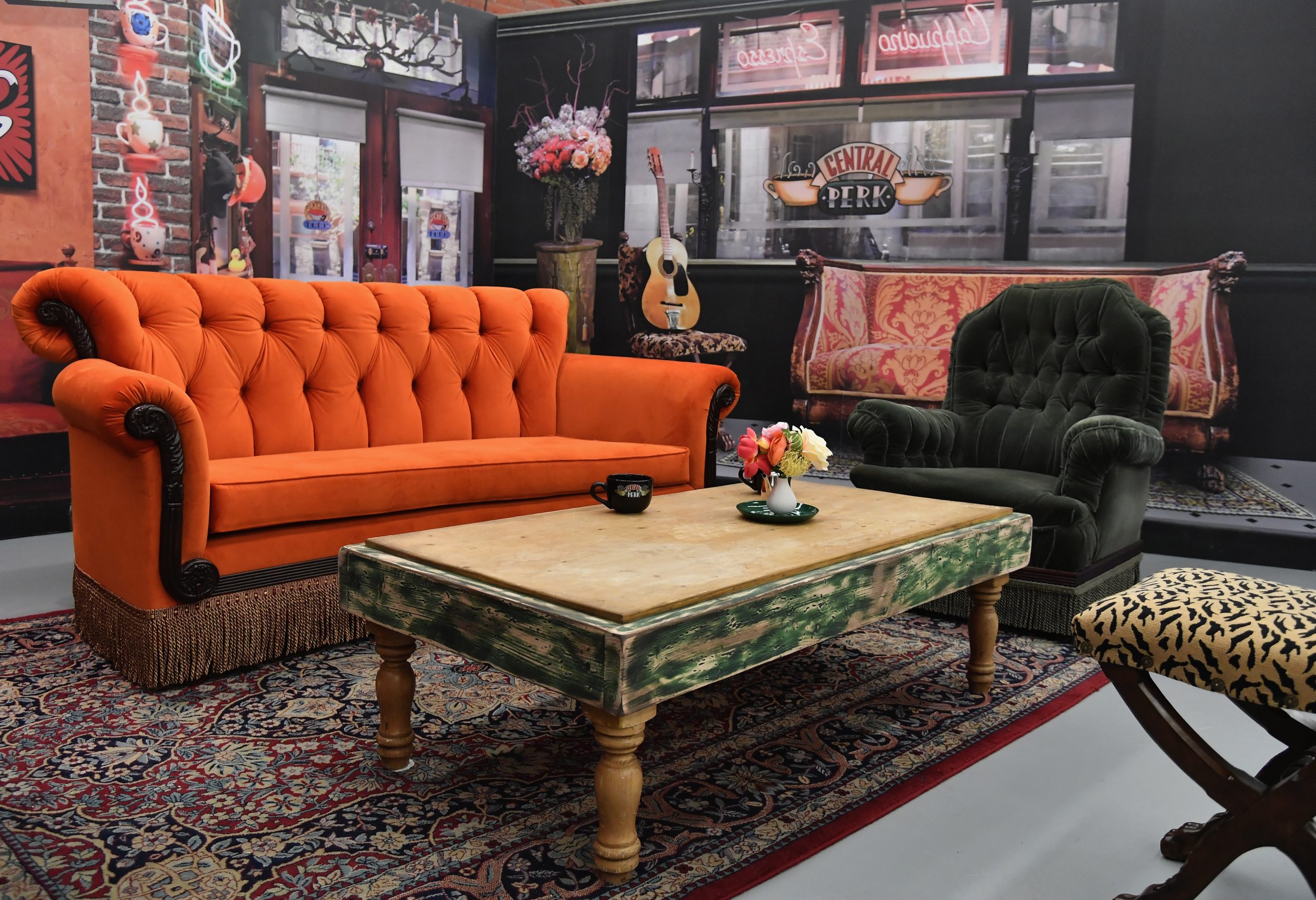 Amigos há 25 anos. A série “Friends” comemora um quarto de século com exposição em Nova Iorque