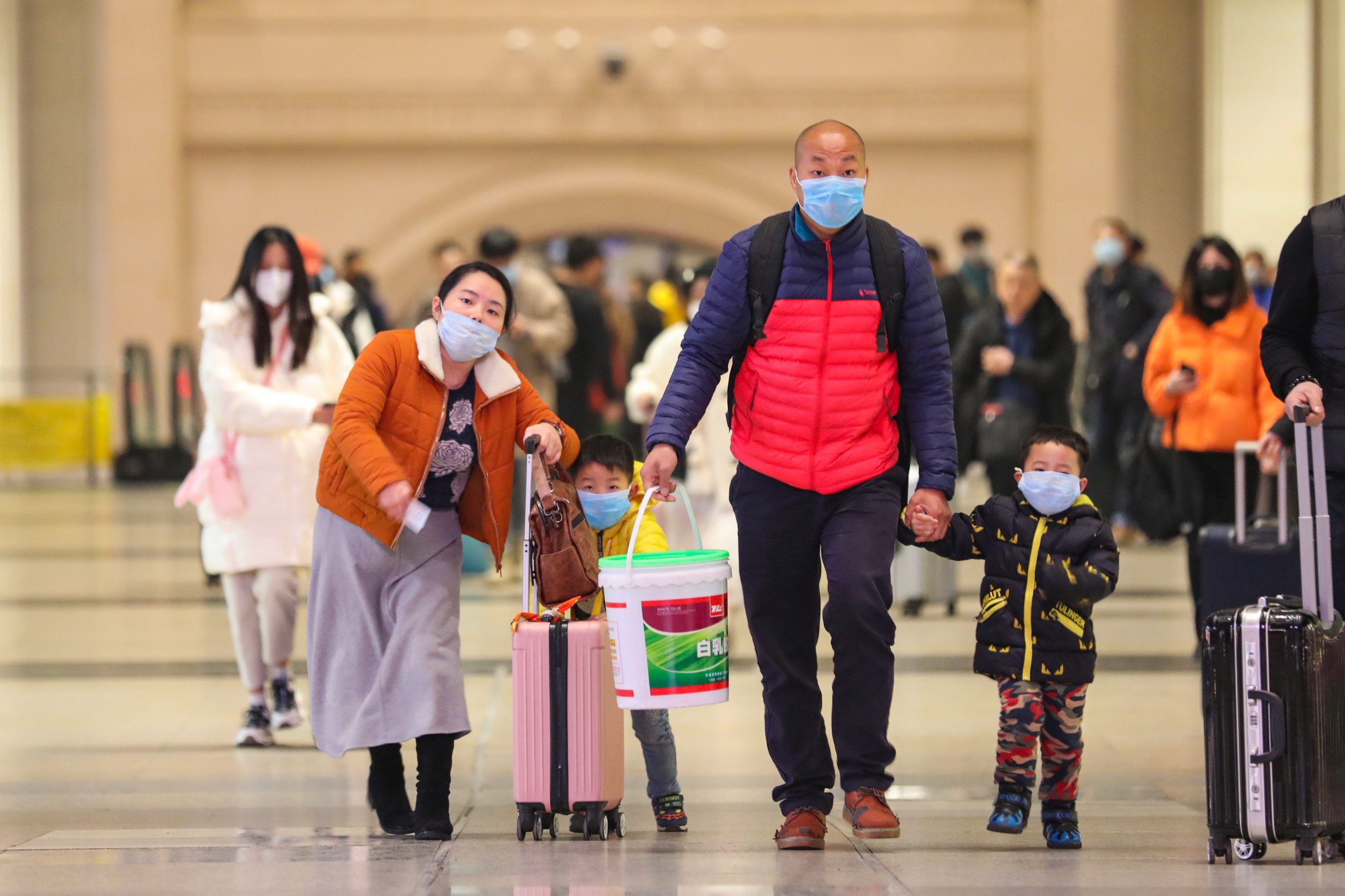 Pneumonia viral: número de mortes na China sobe para nove. Mais de 400 pessoas estão infetadas