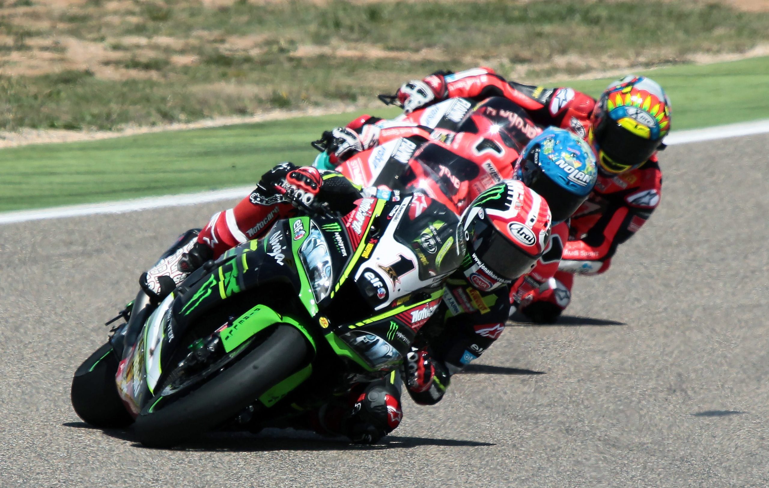 Jonathan Rea vence primeira corrida de Superbike em Portimão