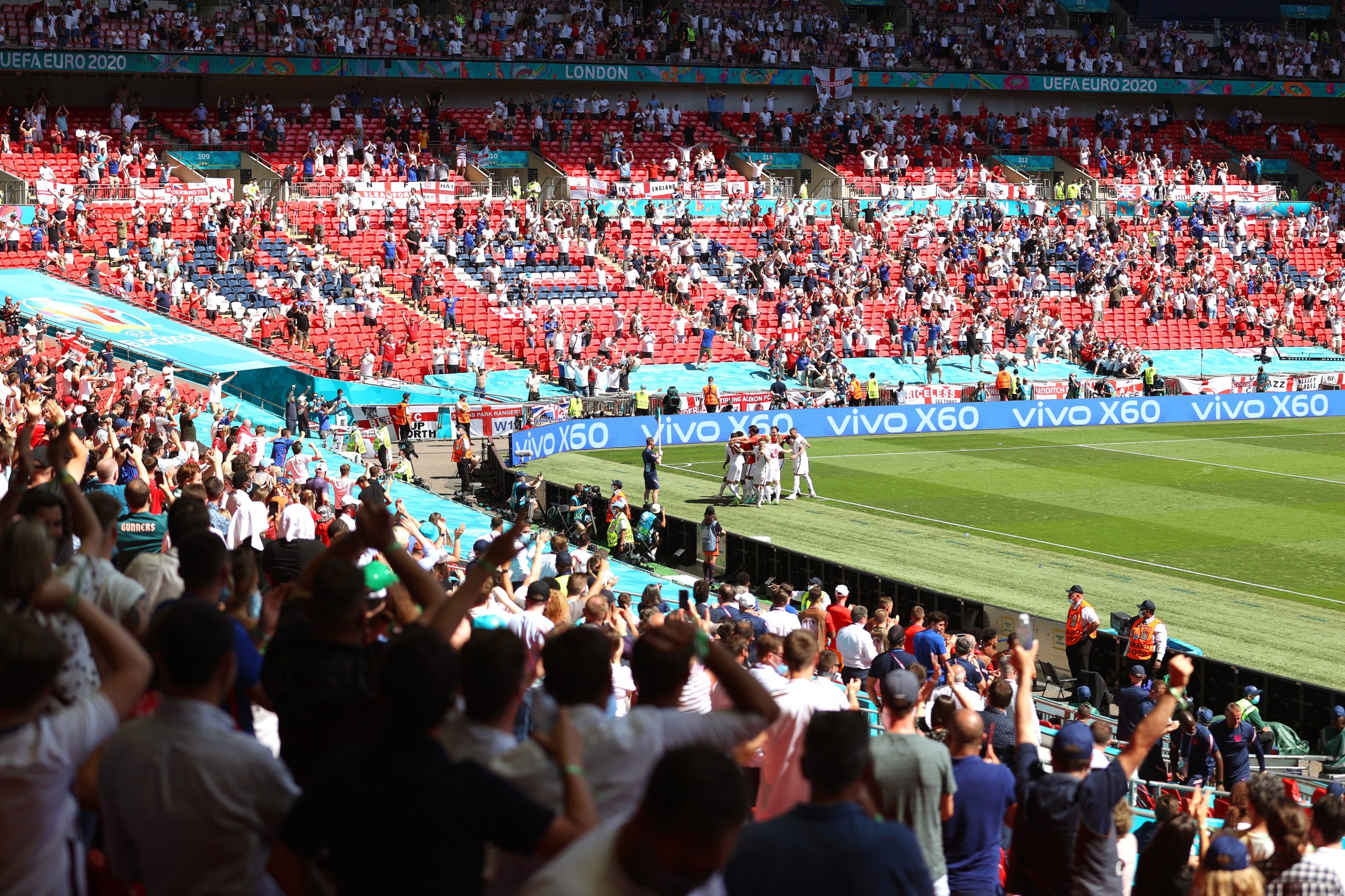 Euro2020: Governo britânico aprova mais de 60.000 espetadores em Wembley
