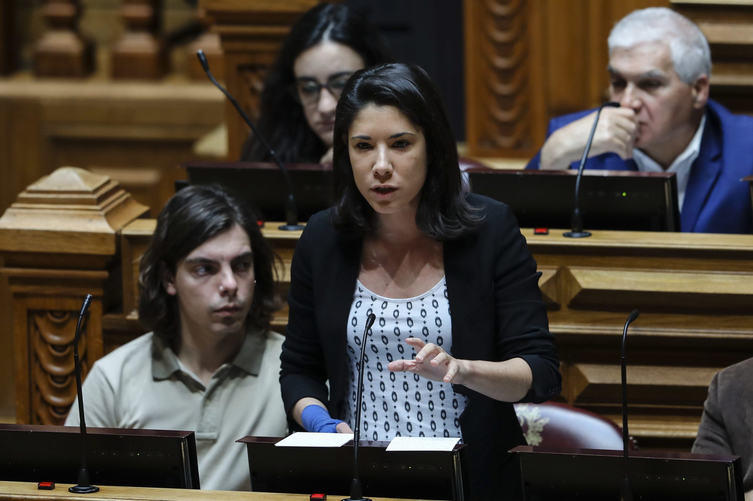 Bloco de Esquerda quer acabar com exames nacionais do 9.º ano