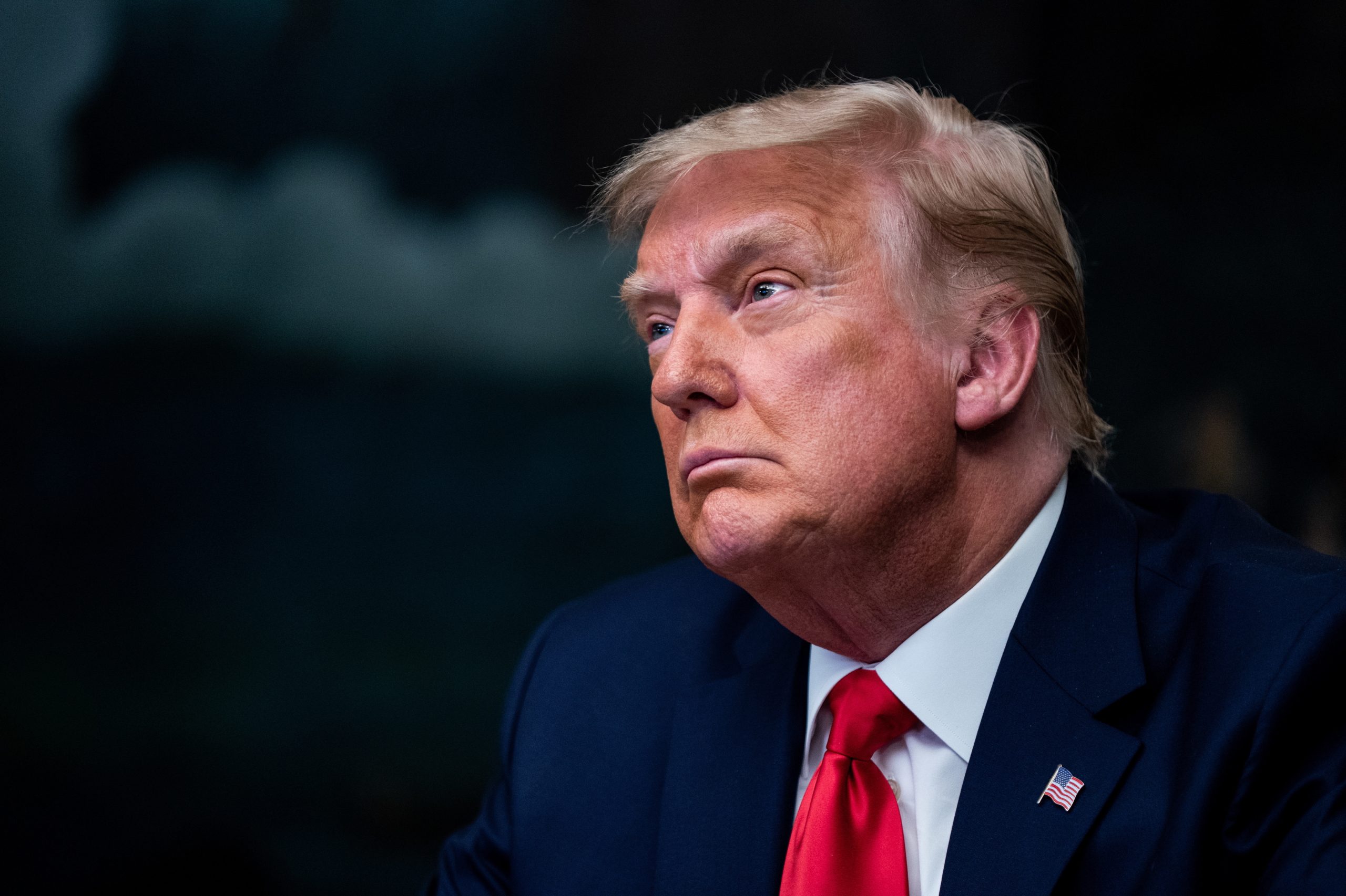 Trump diz que sai da Casa Branca se vitória de Biden for confirmada oficialmente