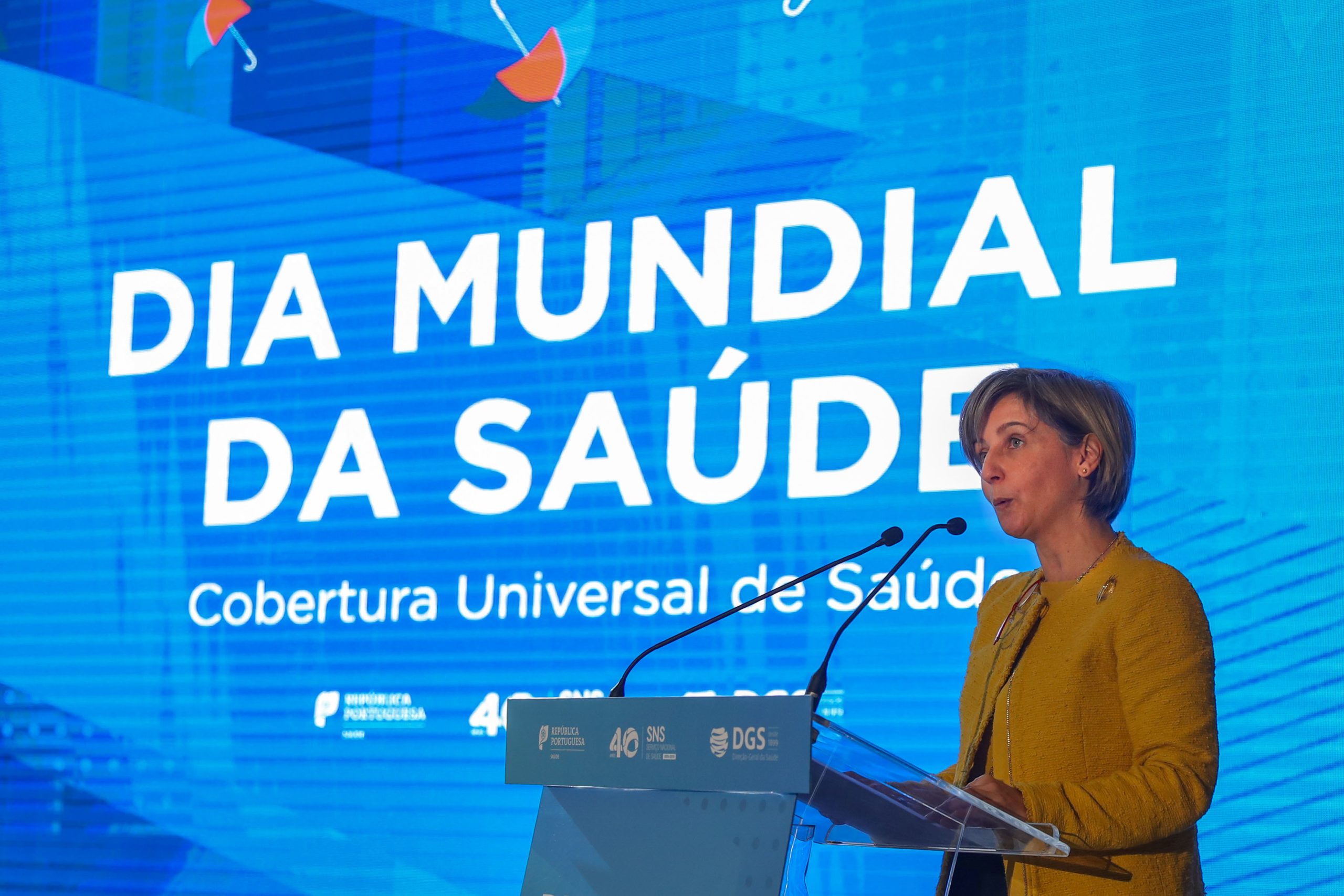 Ministra da Saúde diz que trabalhadores do INEM não serão prejudicados