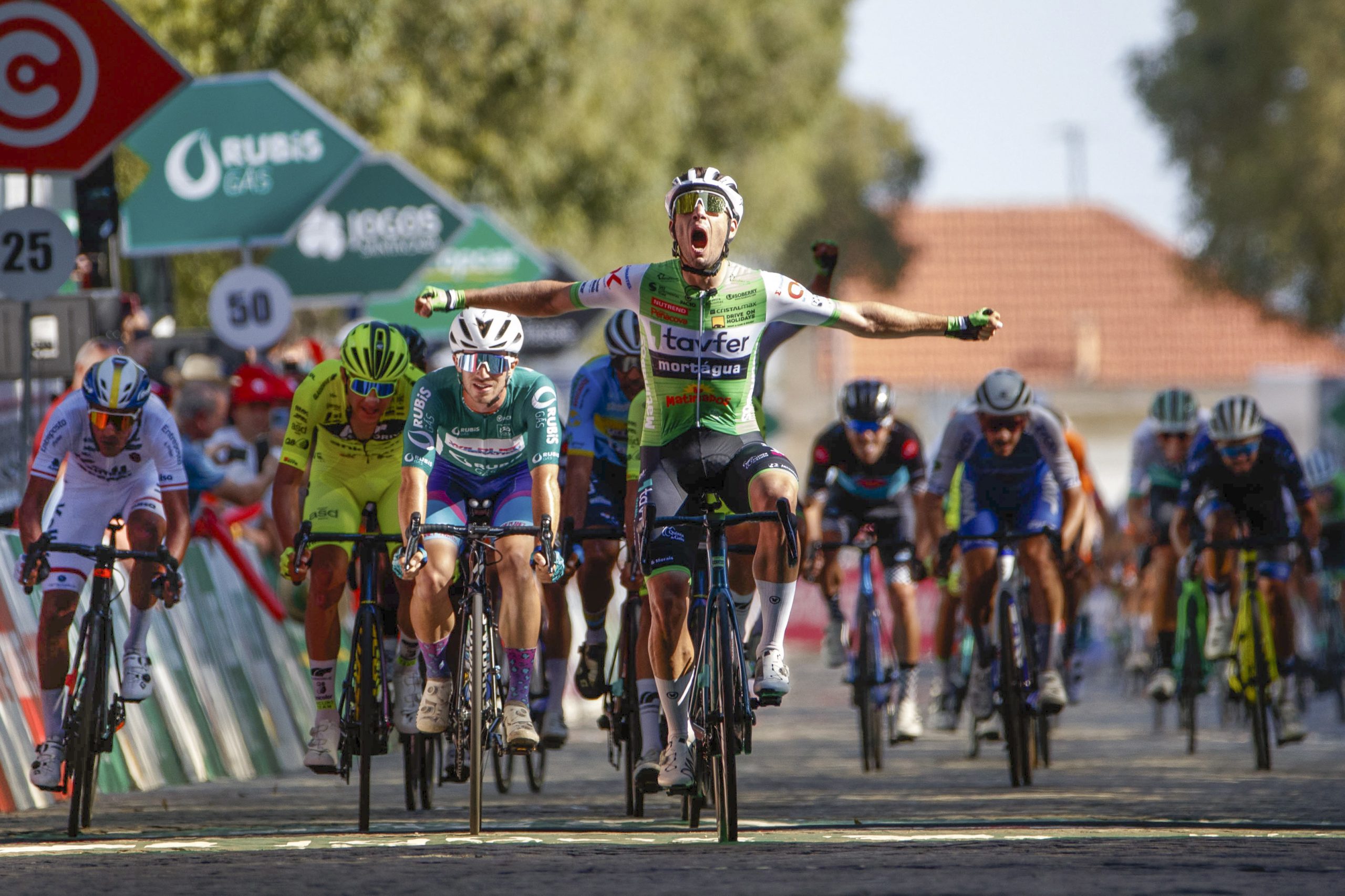 Volta a Portugal: João Matias vence mais uma etapa, mas Maurício Moreira mantém-se na liderança